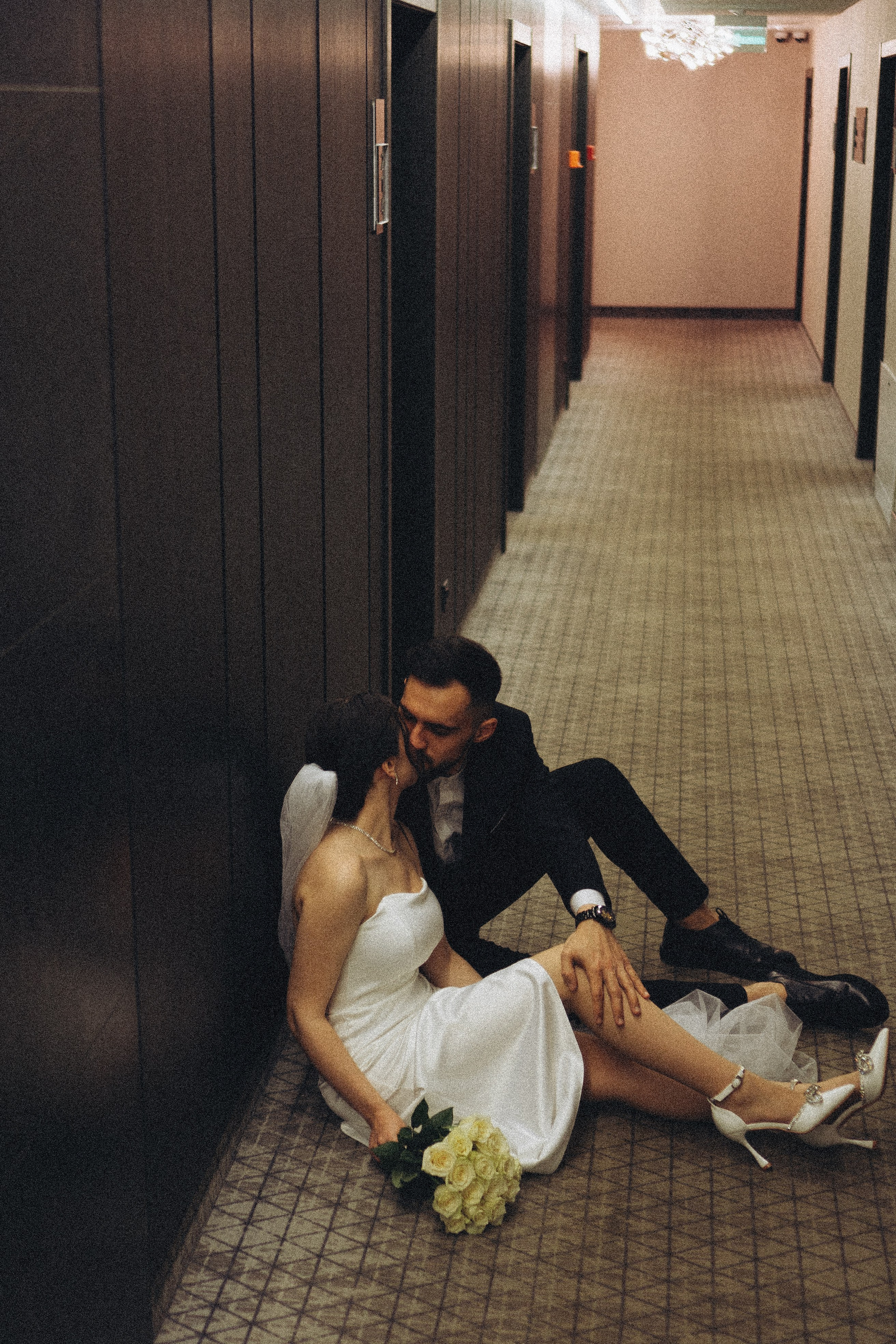 СВАДЕБНАЯ СЬЕМКА СБОРОВ ЖЕНИХА И НЕВЕСТЫ В ОТЕЛЕ И ТАКЖЕ ФОТОСЕССИИЯ В ОТЕЛЕЕ МЕГАПОЛИС БРЯНСК. Профессиональный фотограф, Санкт-Петербург — Виктория Богомолова