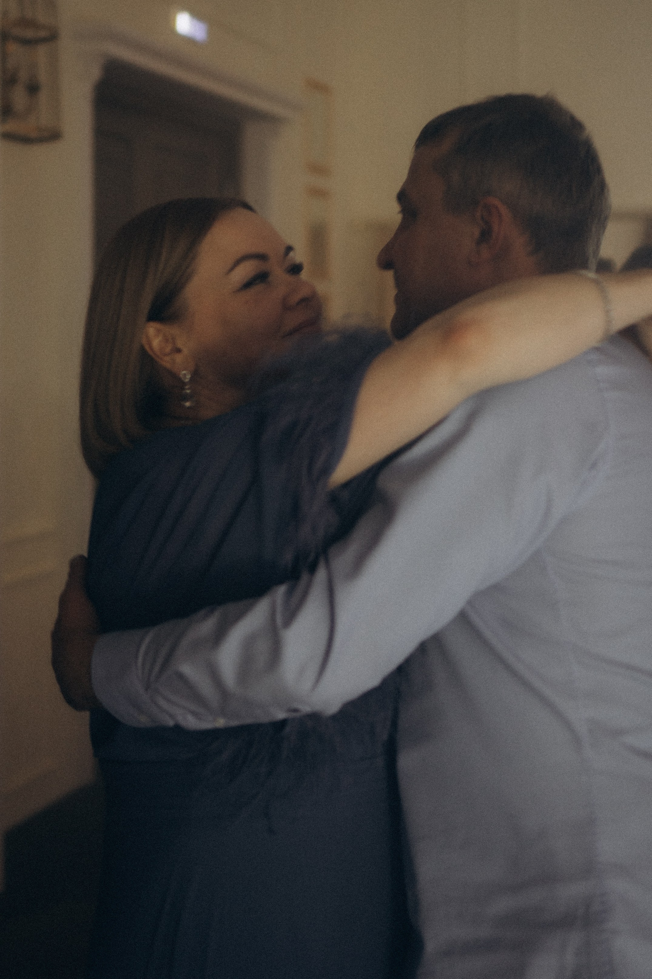 СВАДЕБНАЯ СЬЕМКА СБОРОВ В ОТЕЛЕ И ВЫЕЗД НА ЦЕРЕМОНИЮ (СНЯТО В СИБИРЕ В НИЖНЕВАРТОВСКЕ). Профессиональный фотограф, Санкт-Петербург — Виктория Богомолова