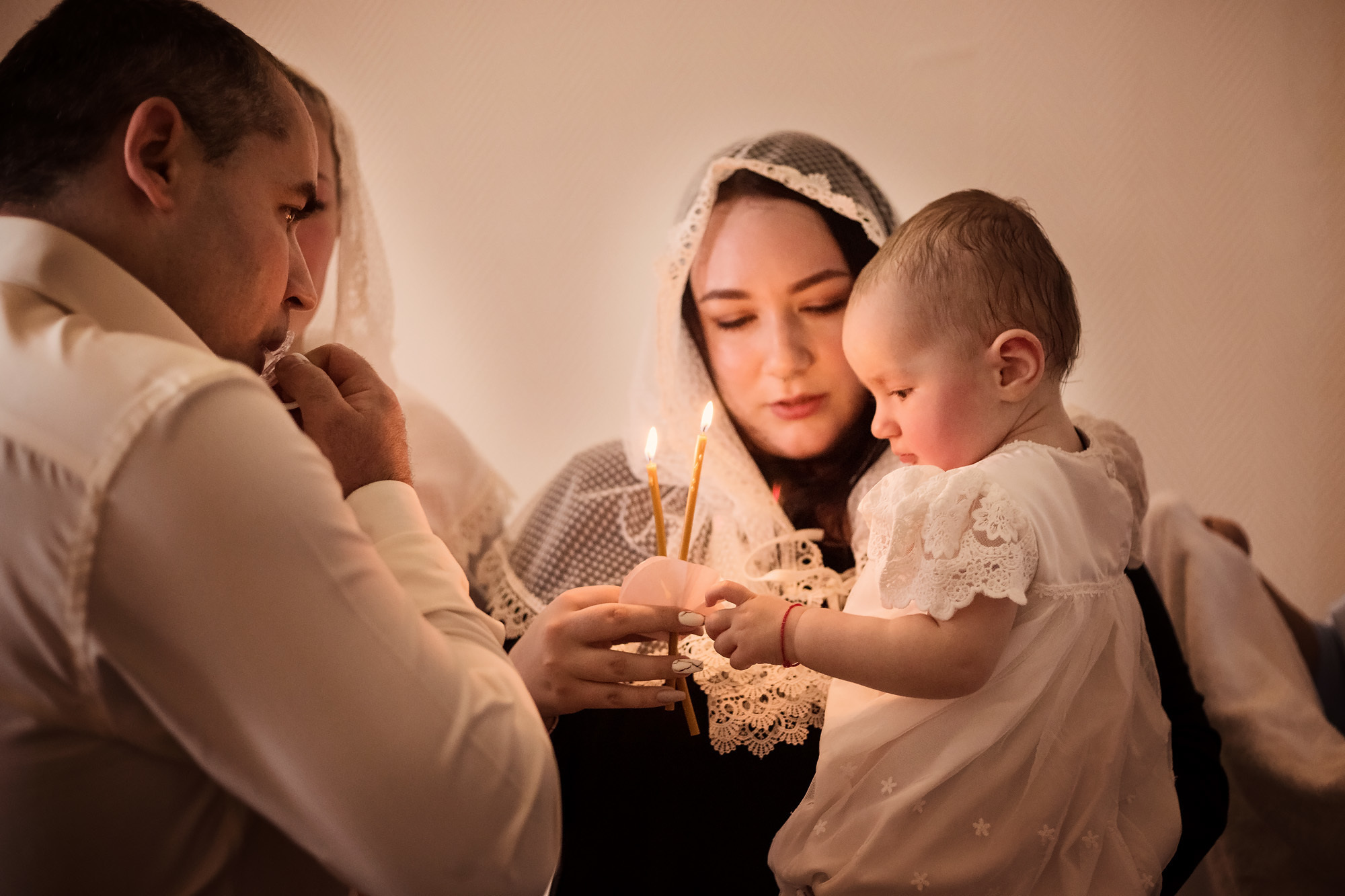 Таинство Крещения портфолио фотографа Галины Шараповой. Галина Шарапова Детский и семейный фотограф Москва