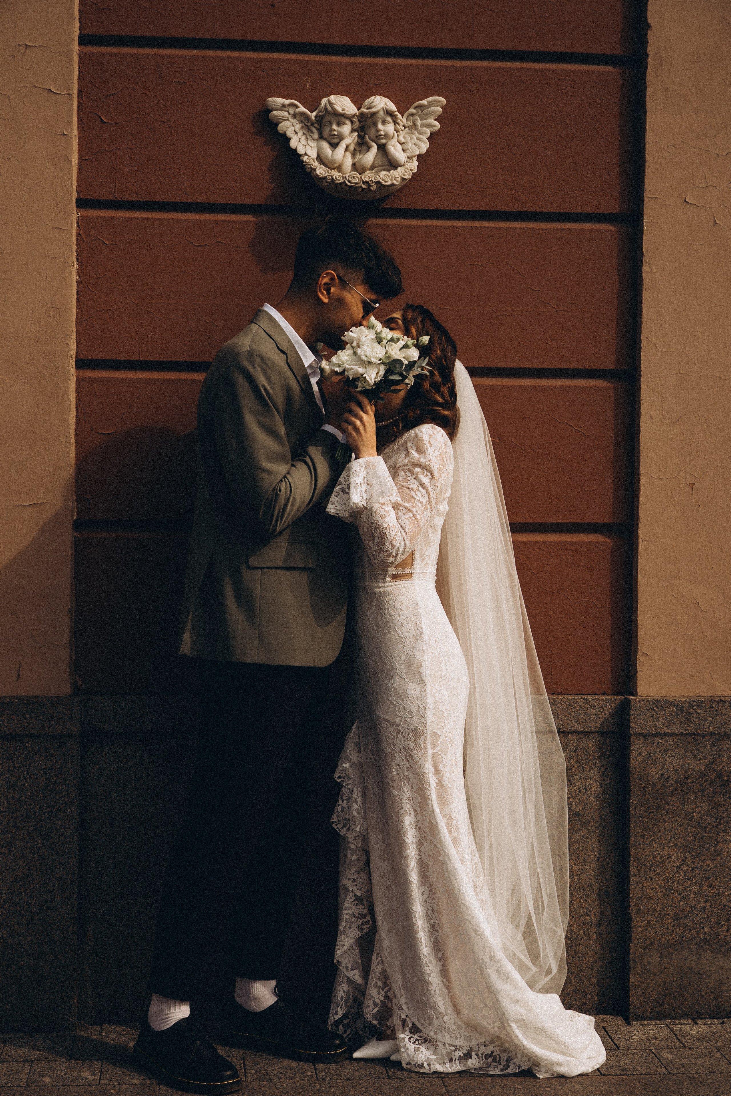 СВАДЕБНАЯ ПРОГУЛКА ВОЗЕ ИСАИКЕВСКОГО СОБОРА АСТОРИИ И ЗАКОНОДАЛЕТНОГО СОБРАНИЯ. Профессиональный фотограф, Санкт-Петербург — Виктория Богомолова