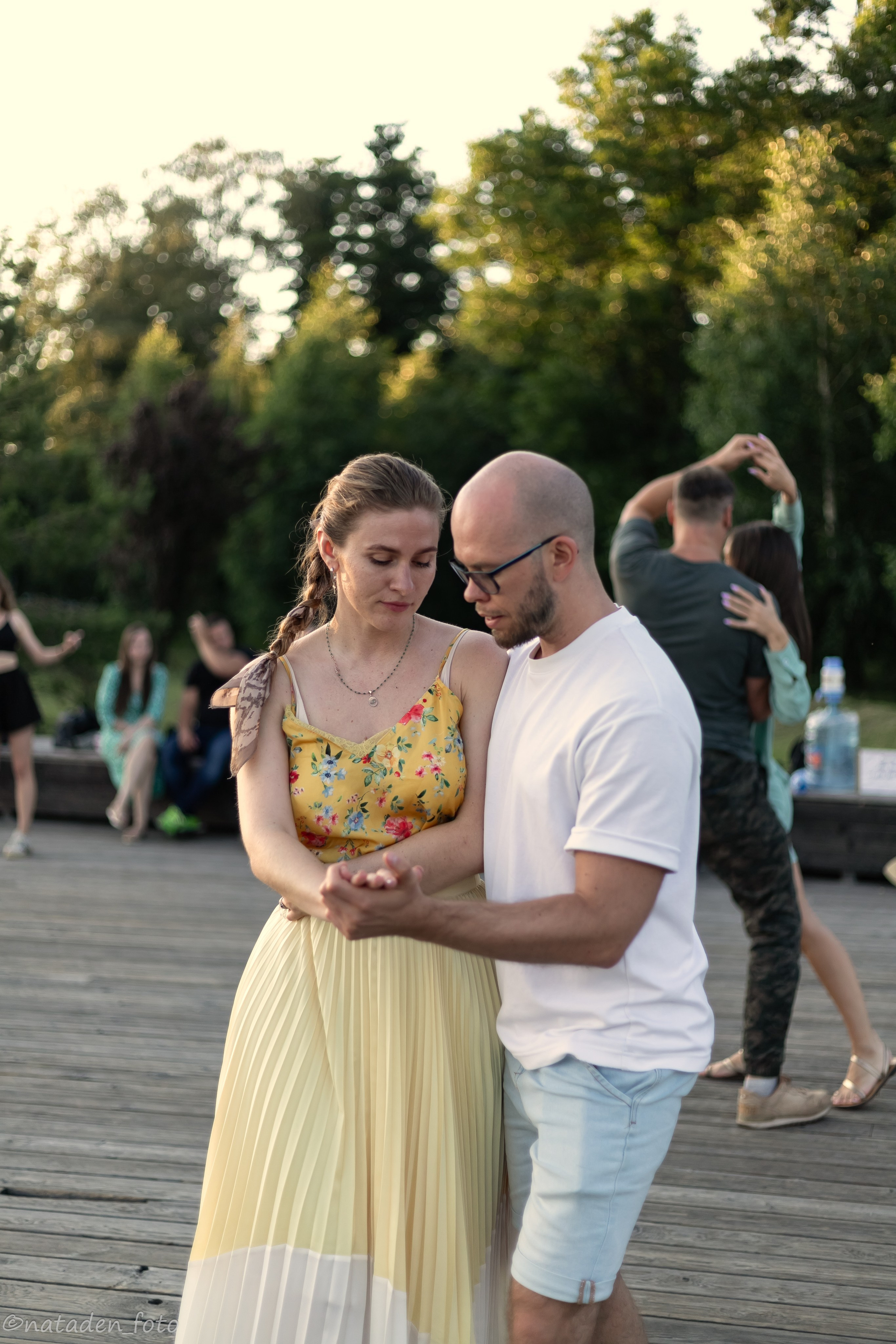 Летние танцы на берегу Финского залива. Фотограф в Санкт-Петербурге Наталия Денисова