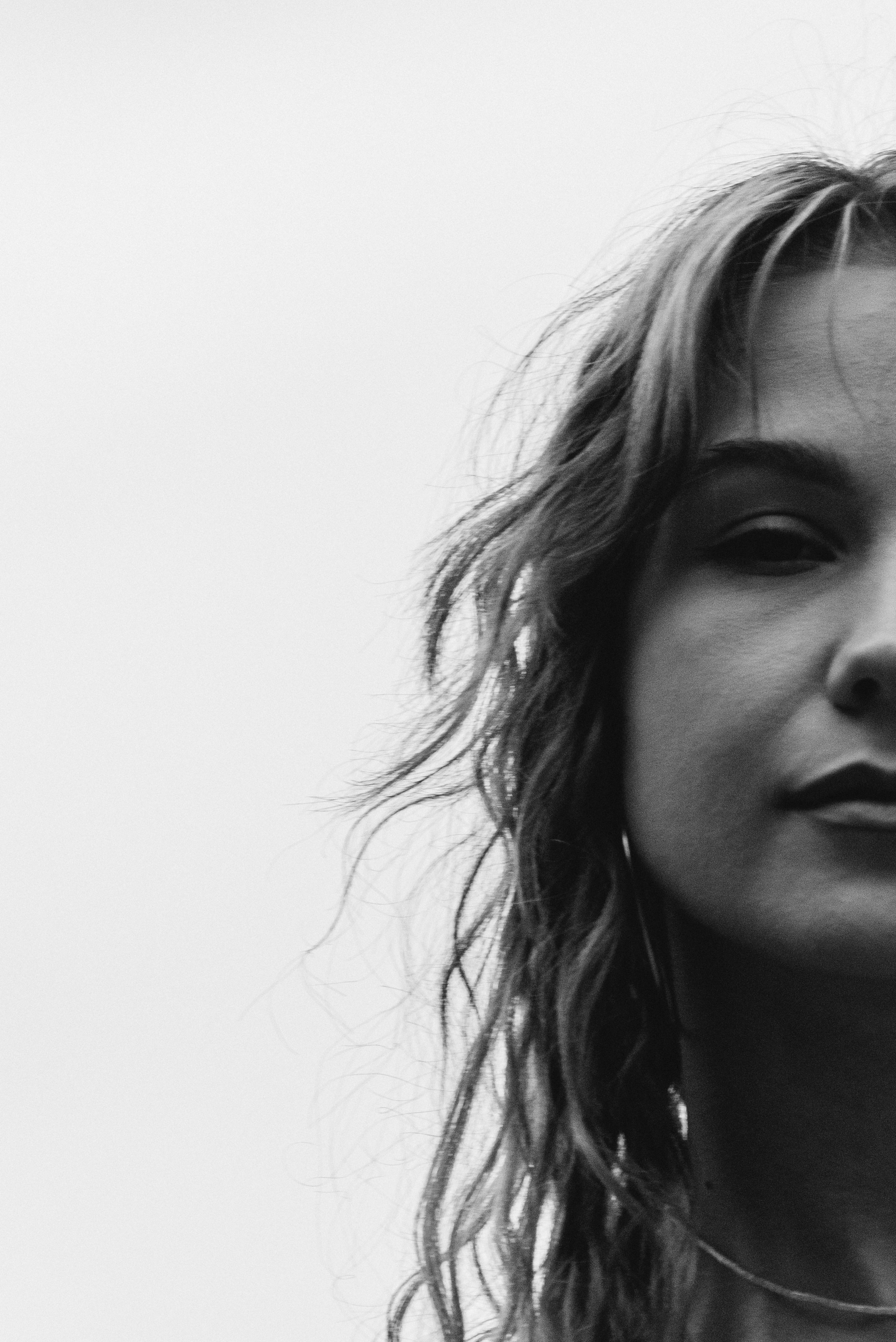 Фотосессия девушки в городе. Прогулочная фотосессия