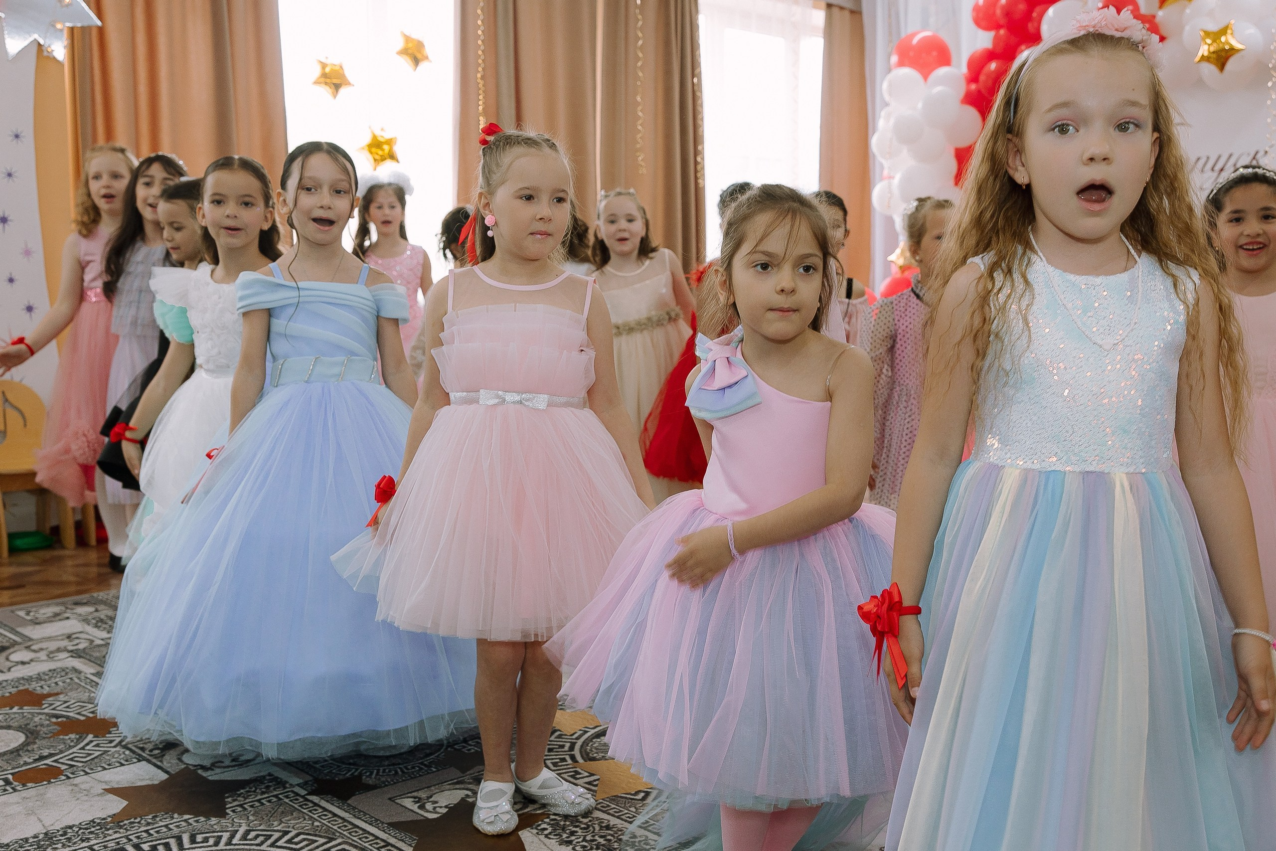 Выпускной в ДС 26. Выпускные альбомы Натальи Бутко: Новороссийск, Анапа, Геленджик