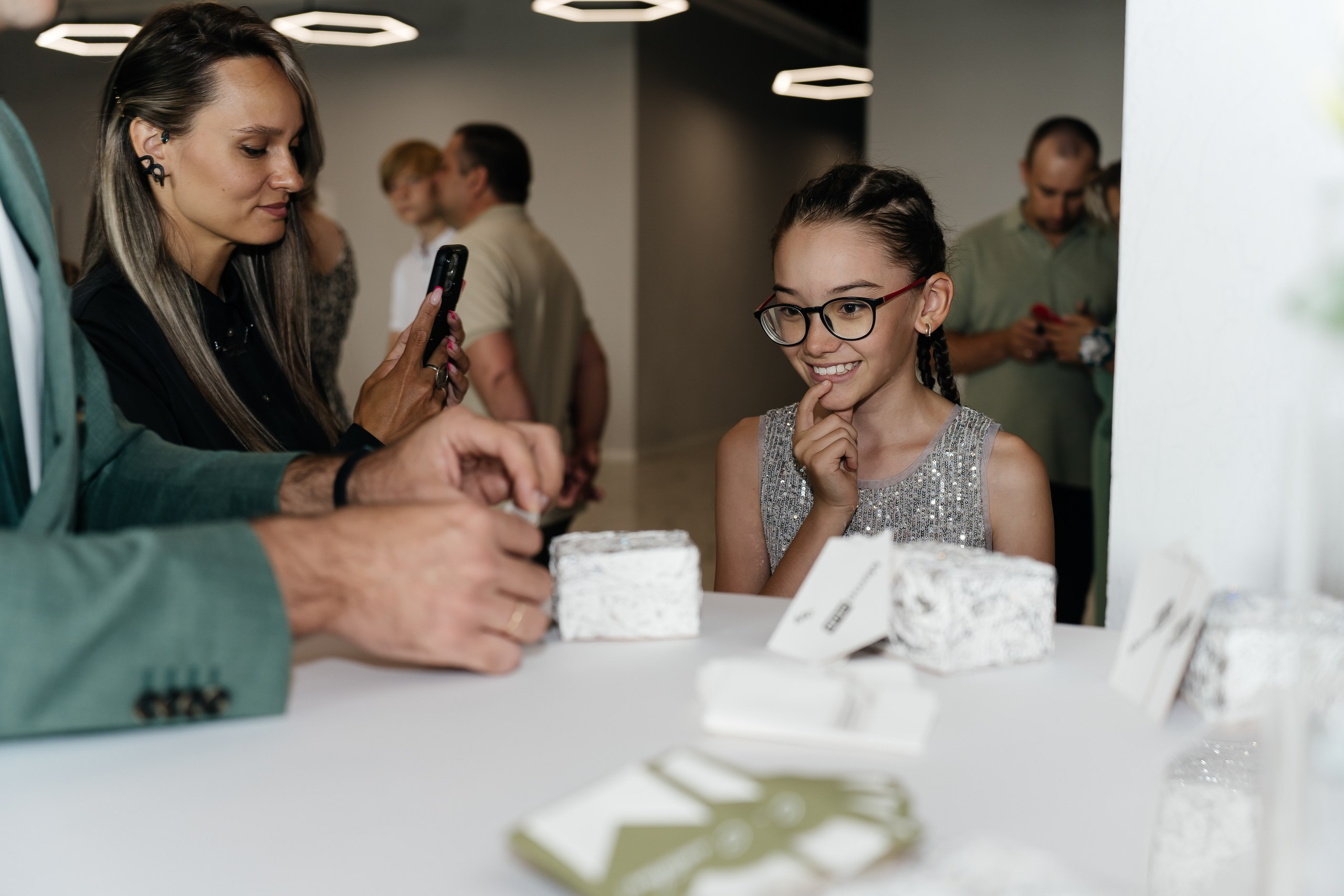 Свадебный репортаж. Для тех, кто не ждёт удачи, а создаёт её. Каждая фотосессия — это твой момент, твой стиль, твой успех. 📸