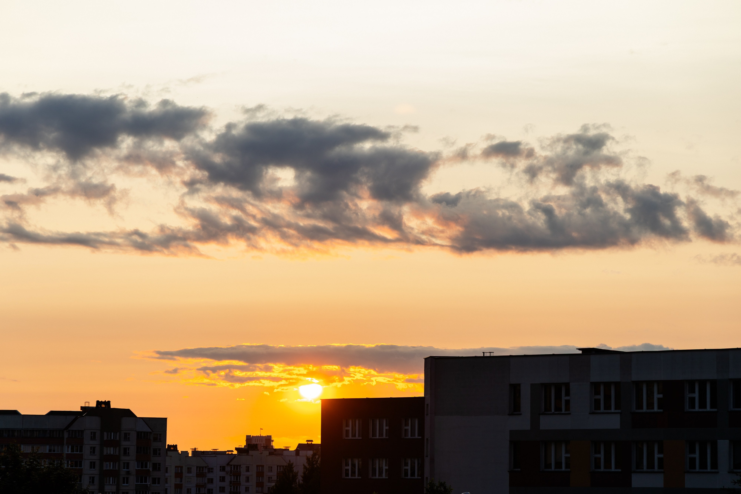 Школьный выпускной 2025 год в Минске, Беларуси. Свадебный фотограф в Минске/Беларуси Сергей Спиридонов