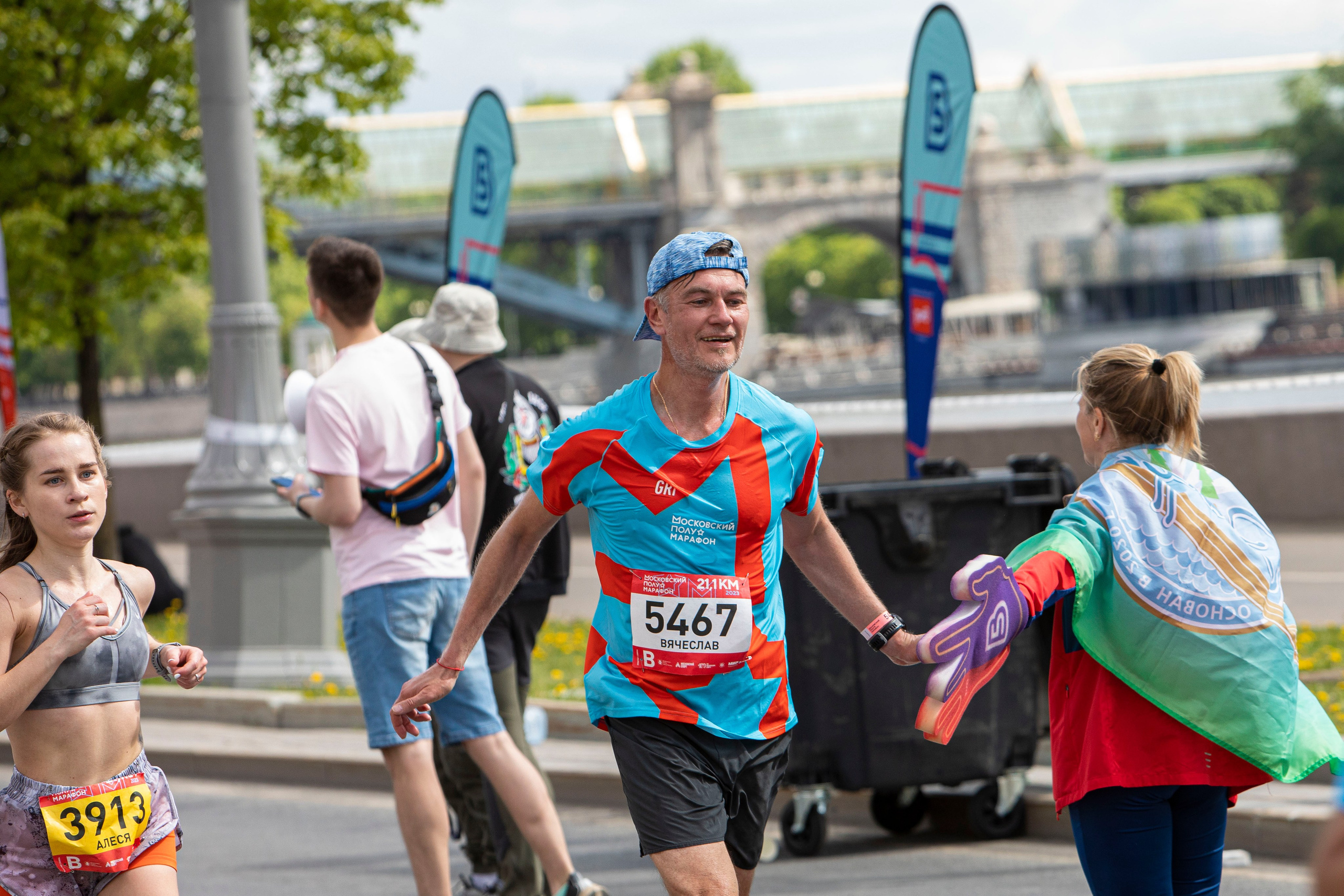 Московский полумарафон, 14 мая 2023 года. Фотограф Сергей Ловкий