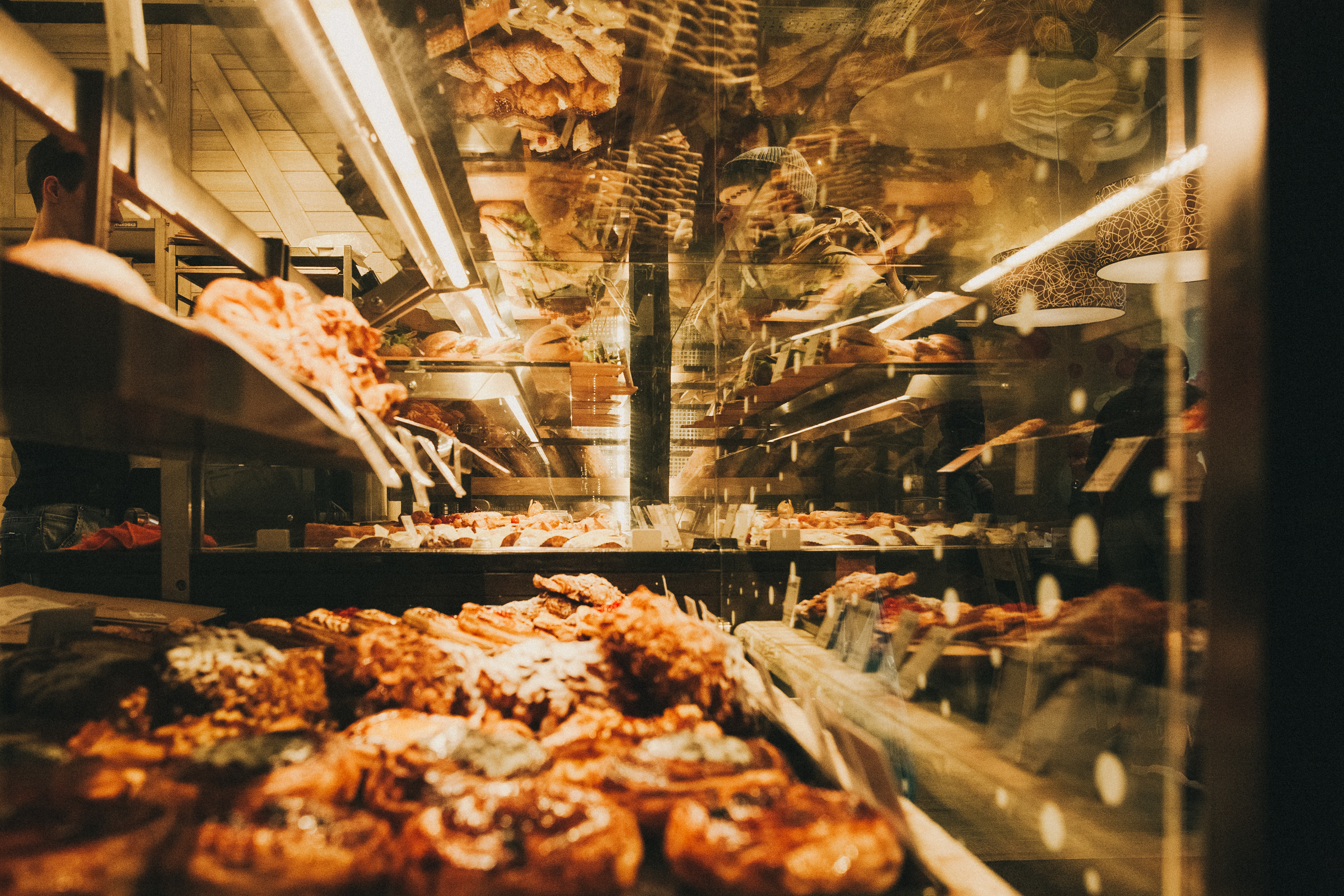 Субботняя прогулка Максима и Ани. Семейный фотограф, фотограф родов, репортажей фотограф в Санкт-Петербу