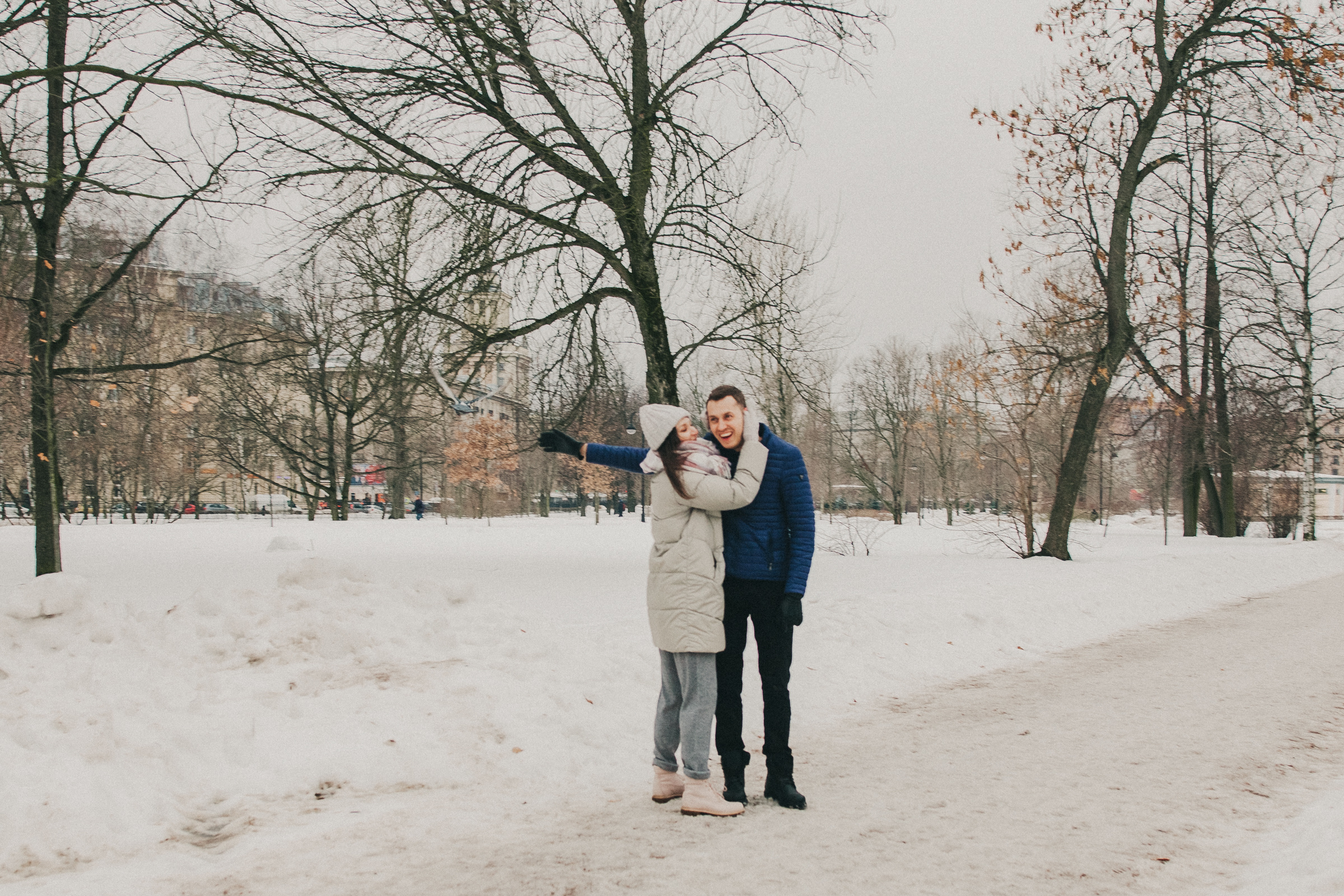 Субботняя прогулка Максима и Ани. Семейный фотограф, фотограф родов, репортажей фотограф в Санкт-Петербу