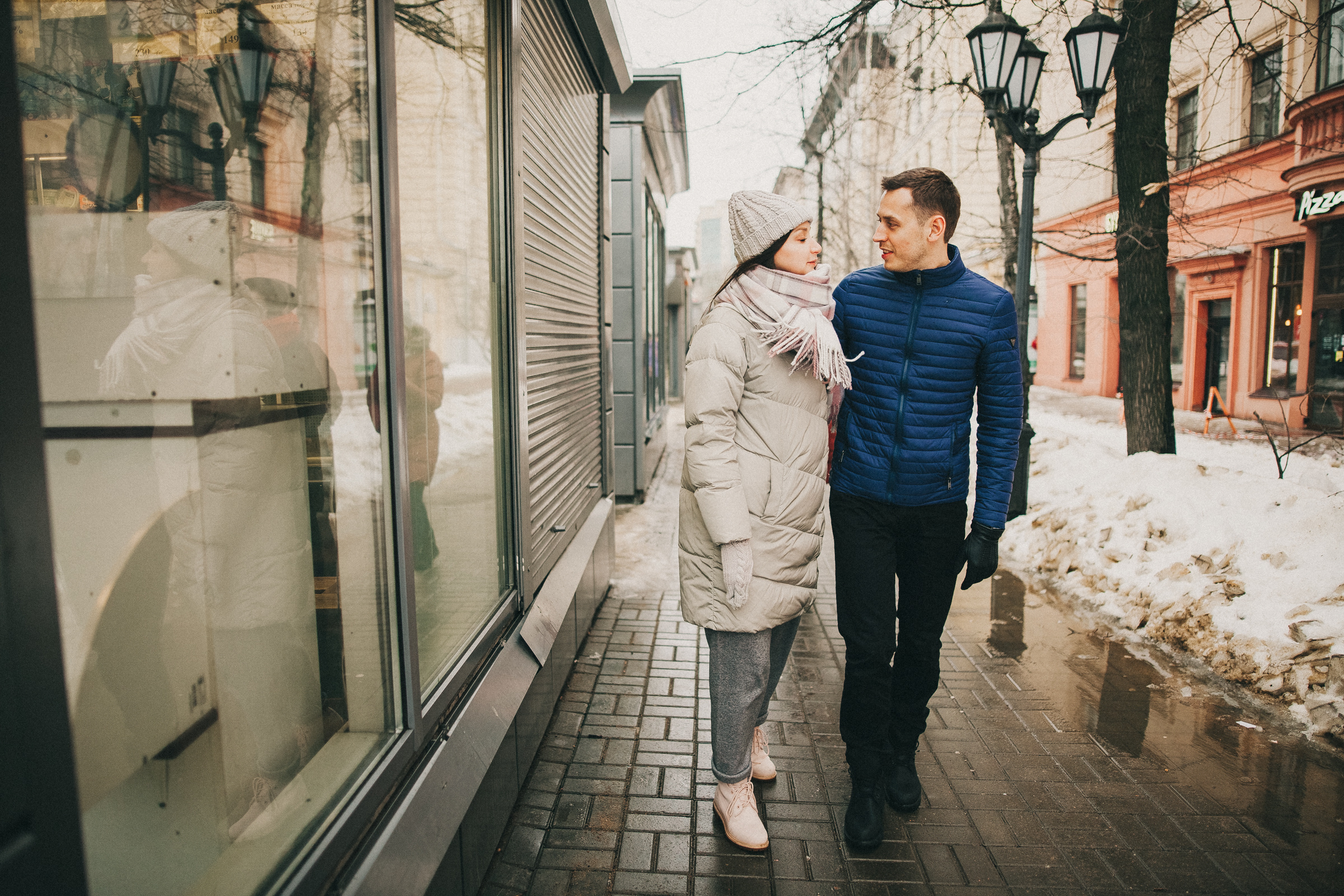 Субботняя прогулка Максима и Ани. Семейный фотограф, фотограф родов, репортажей фотограф в Санкт-Петербу