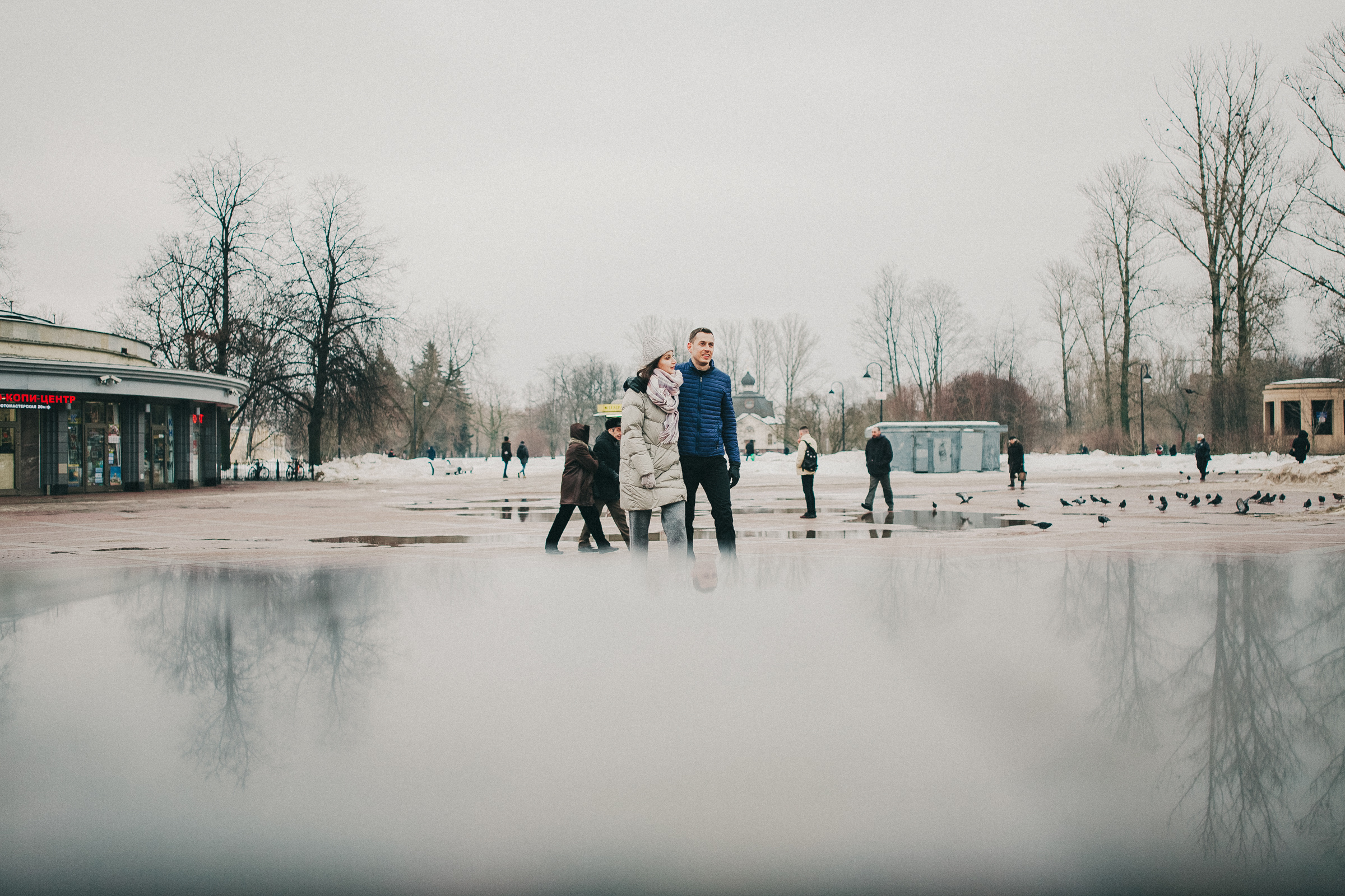 Субботняя прогулка Максима и Ани. Семейный фотограф, фотограф родов, репортажей фотограф в Санкт-Петербу