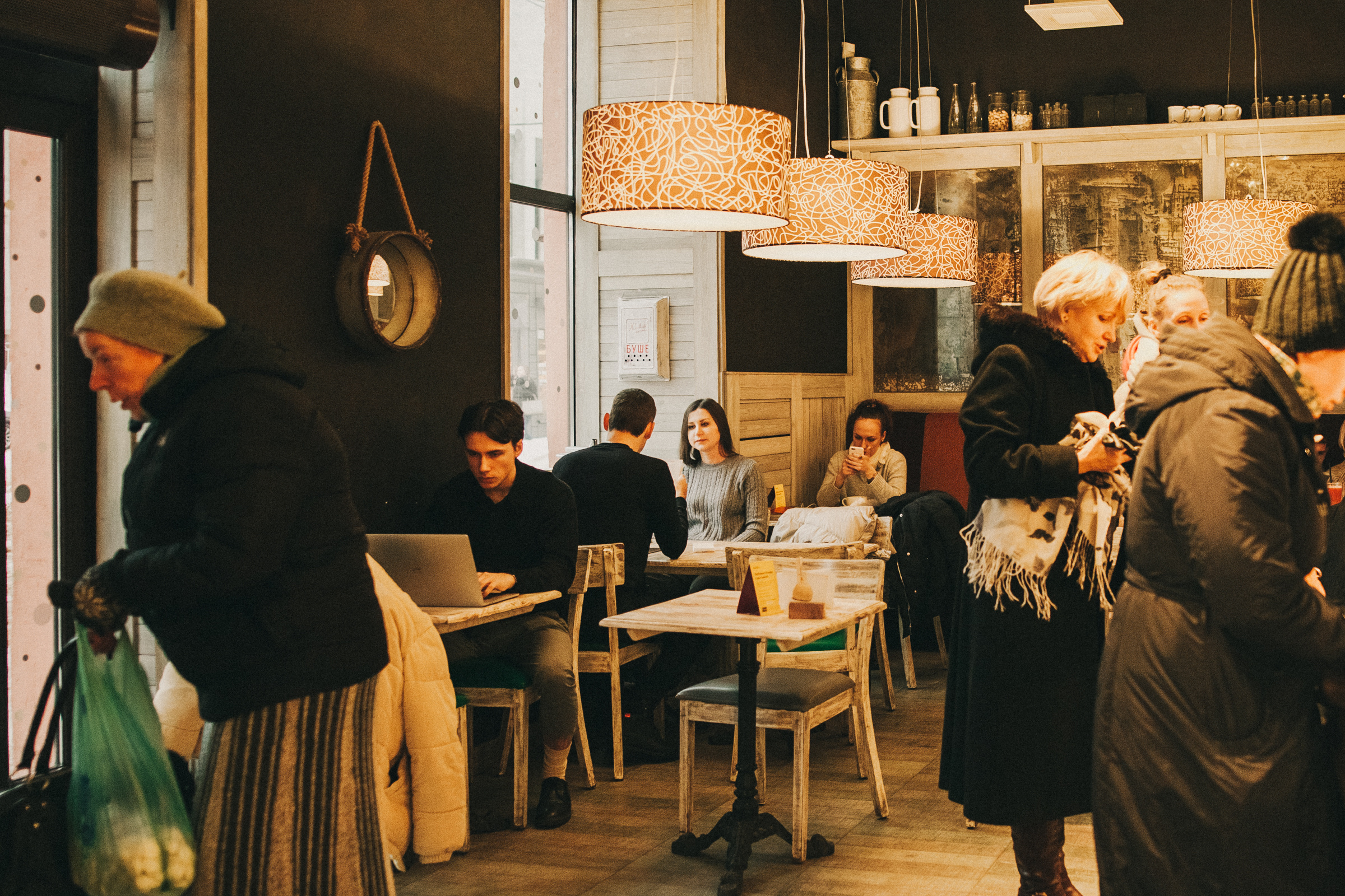 Субботняя прогулка Максима и Ани. Семейный фотограф, фотограф родов, репортажей фотограф в Санкт-Петербу