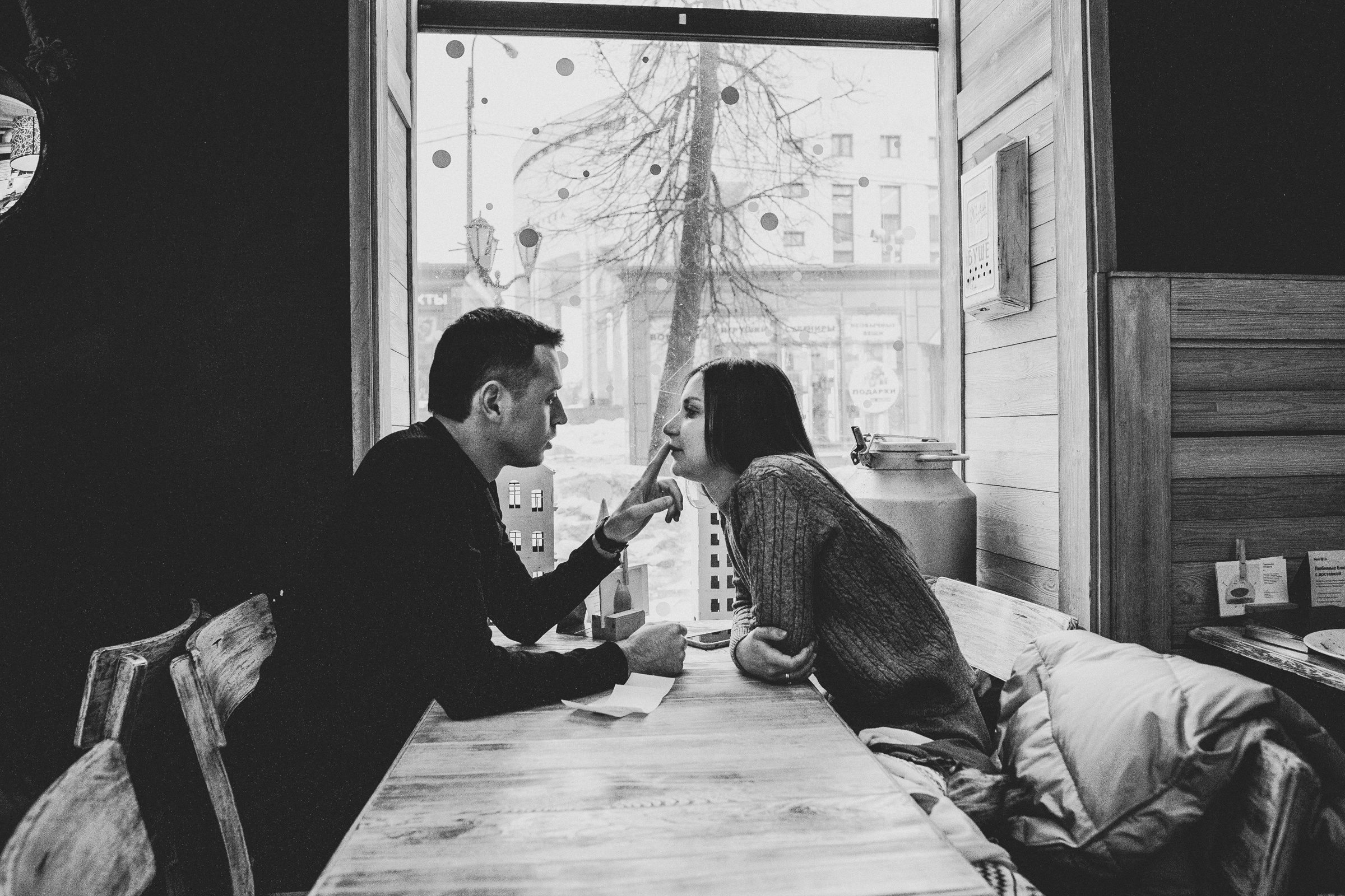 Субботняя прогулка Максима и Ани. Семейный фотограф, фотограф родов, репортажей фотограф в Санкт-Петербу