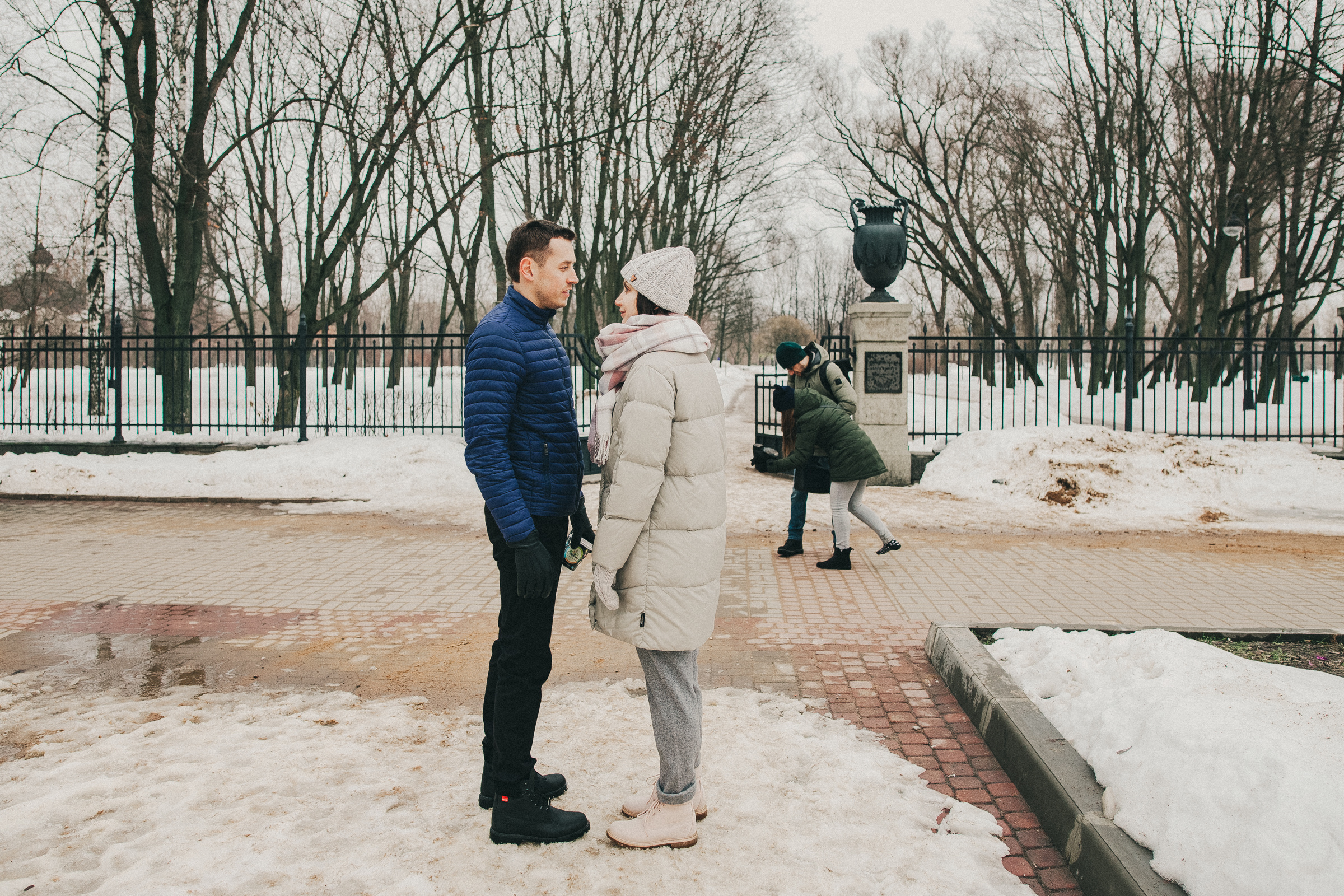 Субботняя прогулка Максима и Ани. Семейный фотограф, фотограф родов, репортажей фотограф в Санкт-Петербу