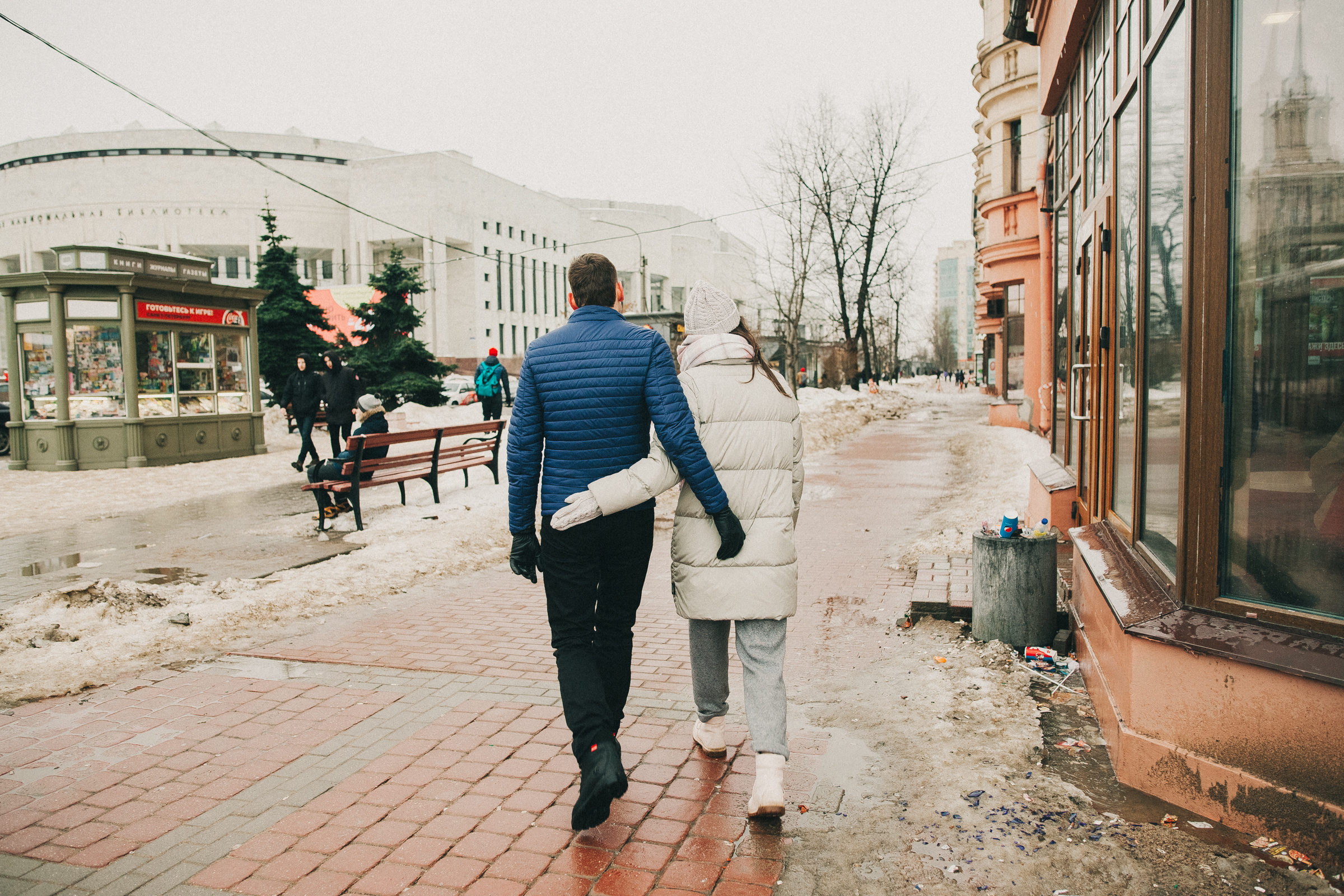 Субботняя прогулка Максима и Ани. Семейный фотограф, фотограф родов, репортажей фотограф в Санкт-Петербу