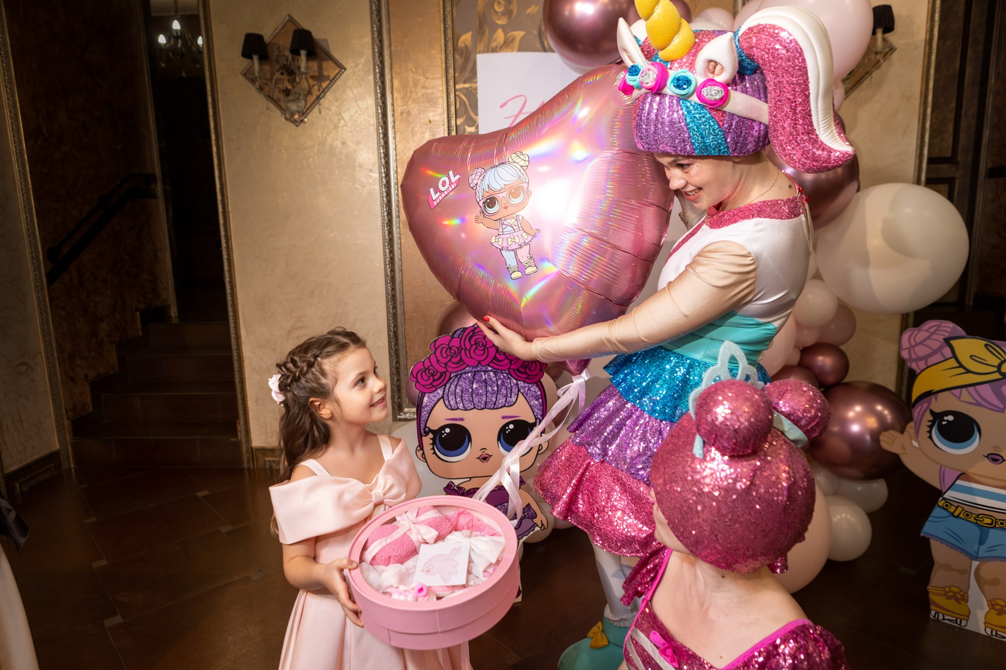 День Рождения Анастасии в ресторане Инконтро. Фотограф в Оренбурге. Профессиональный фотограф