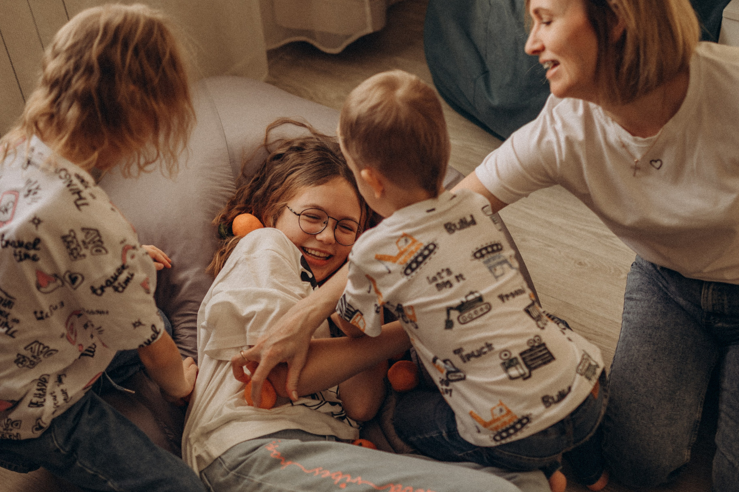 Алена, София, Лилия и Егор. Семейный фотограф lifestyle в Новосибирске Елена Шпилевая