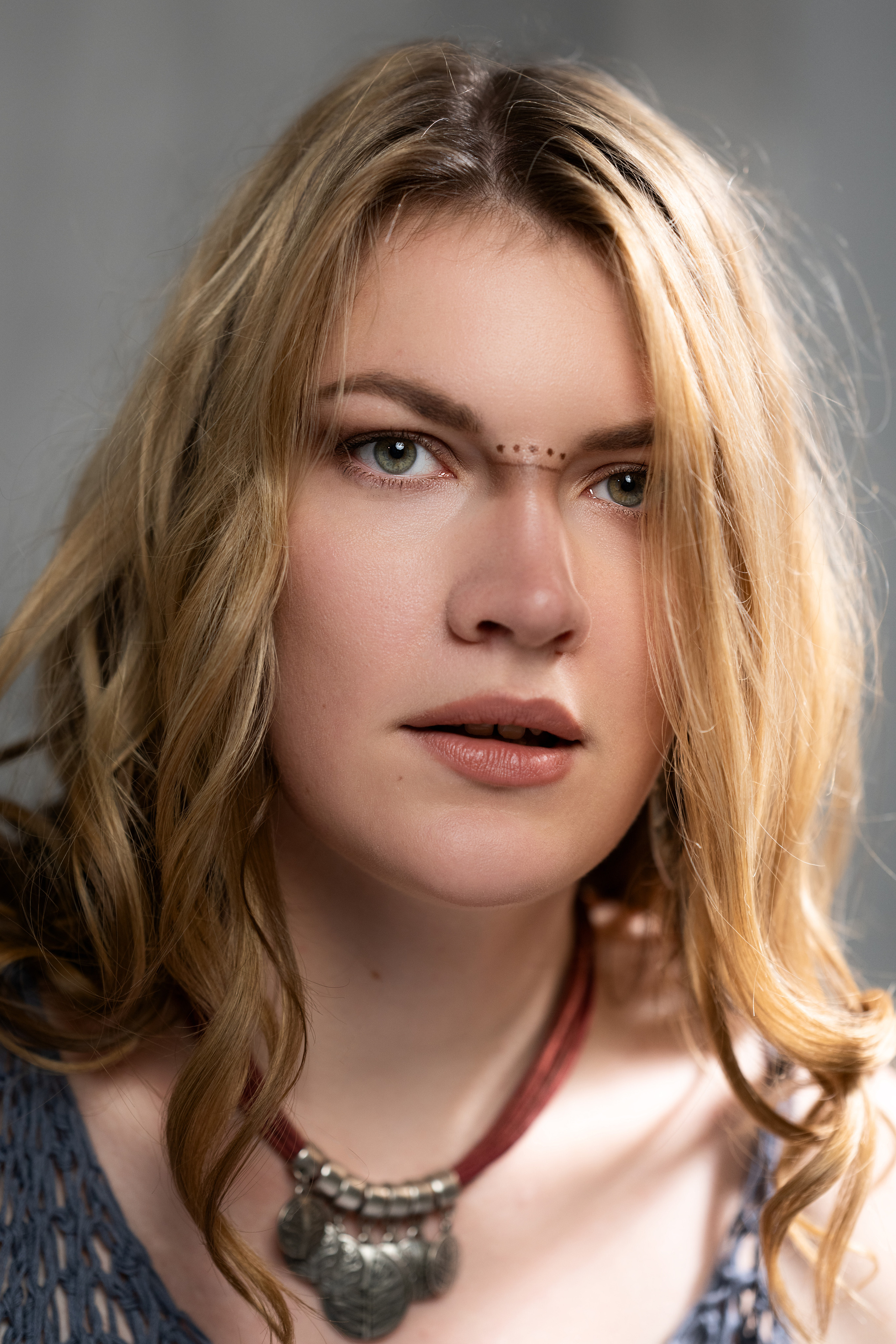 Фотосъёмка девушки в этническом образе