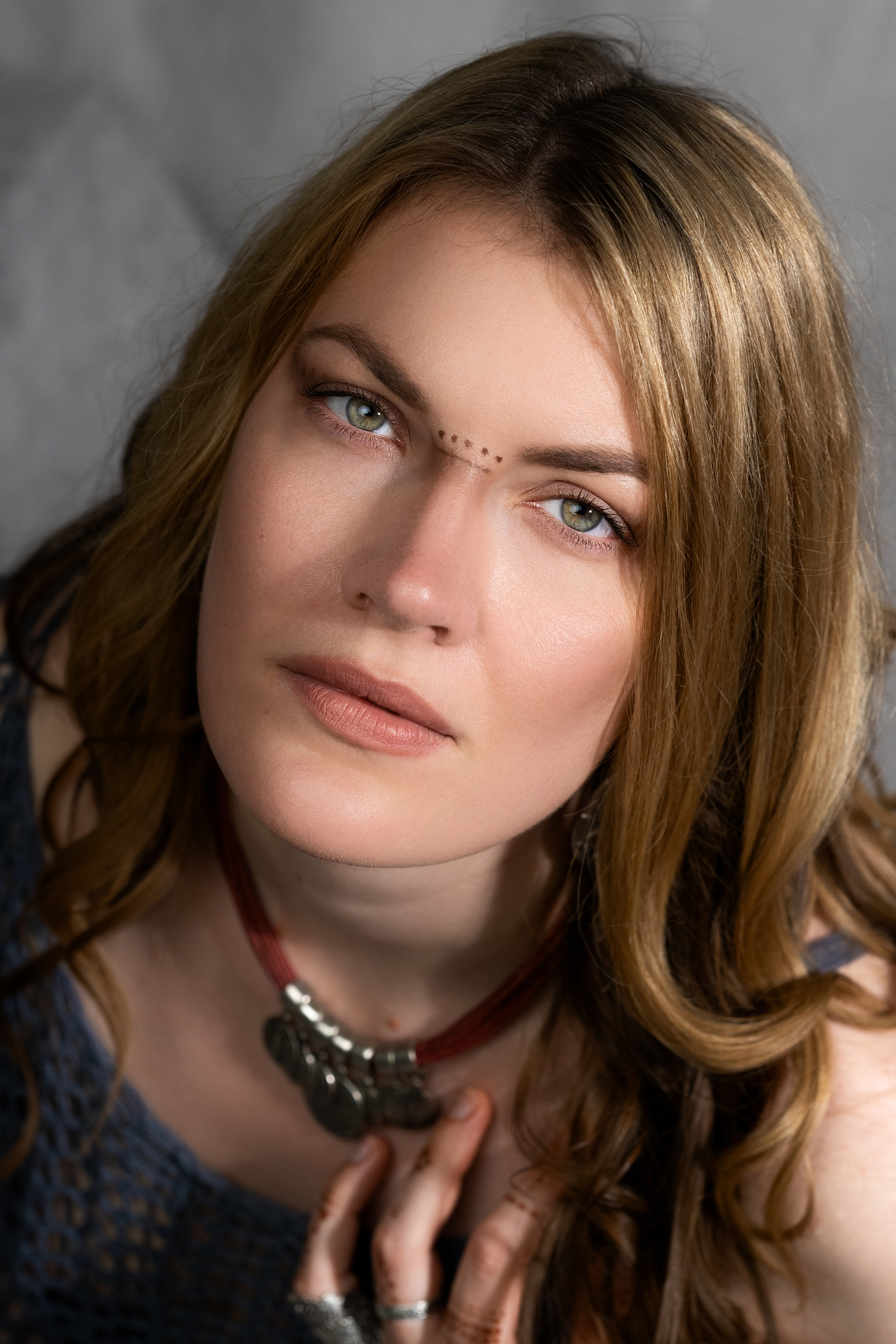 Фотосъёмка девушки в этническом образе