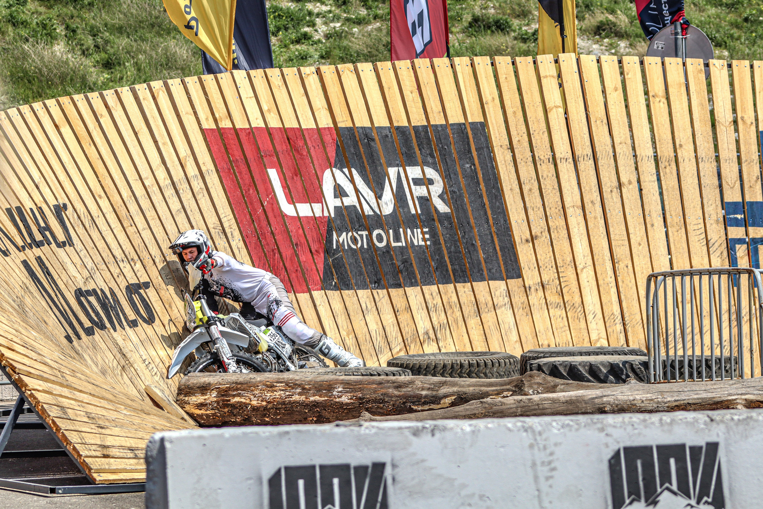 Enduro. Ivaladimirovna1995.wfolio.pro