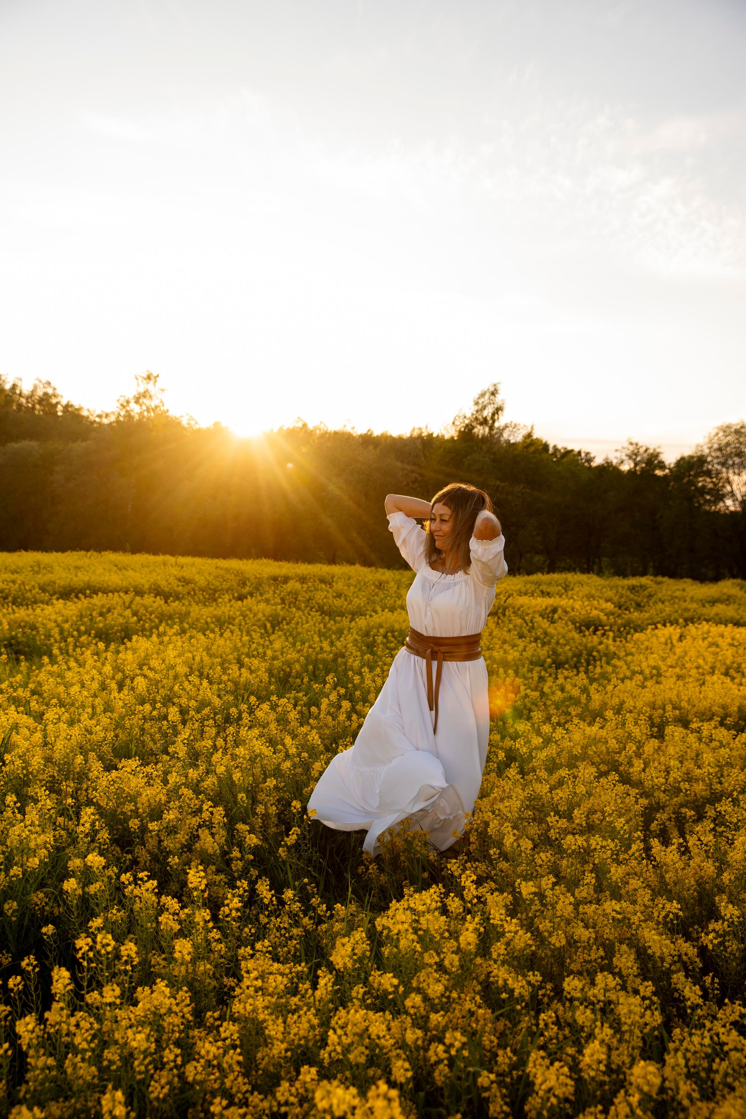 Съемка в поле на закате. Фотограф — Татьяна Кириллова, г. Санкт-Петербург