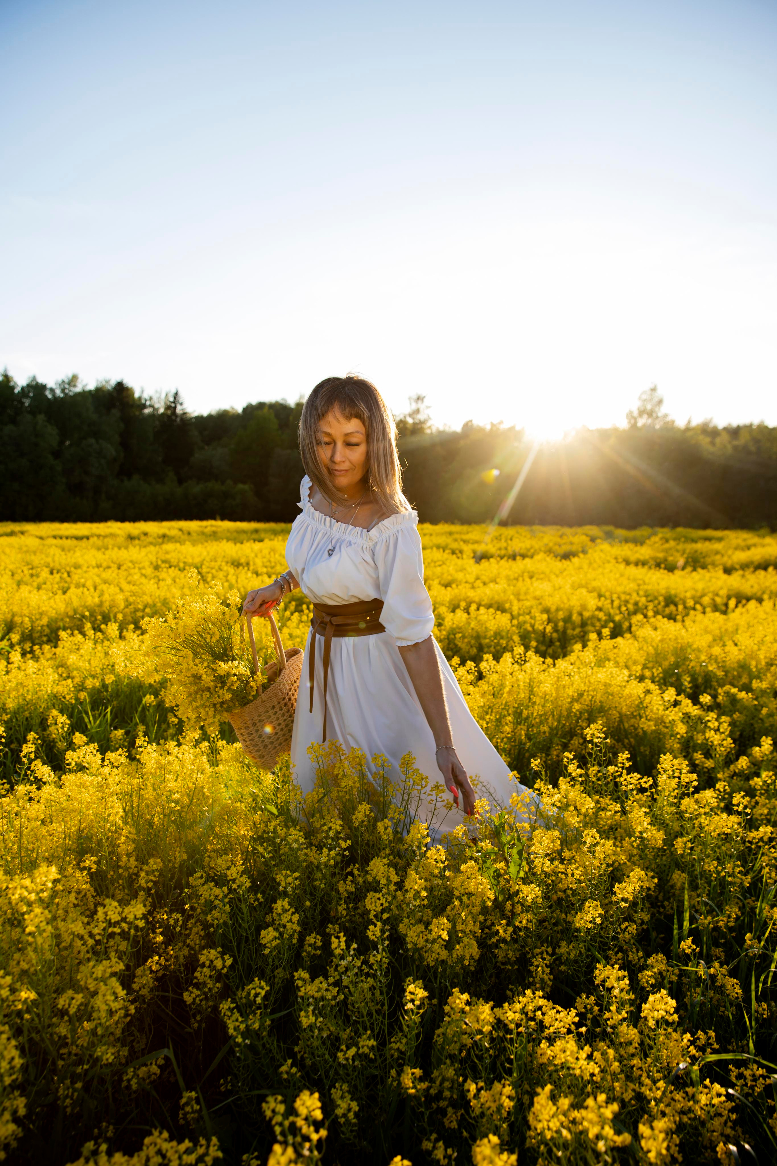 Съемка в поле на закате. Фотограф — Татьяна Кириллова, г. Санкт-Петербург