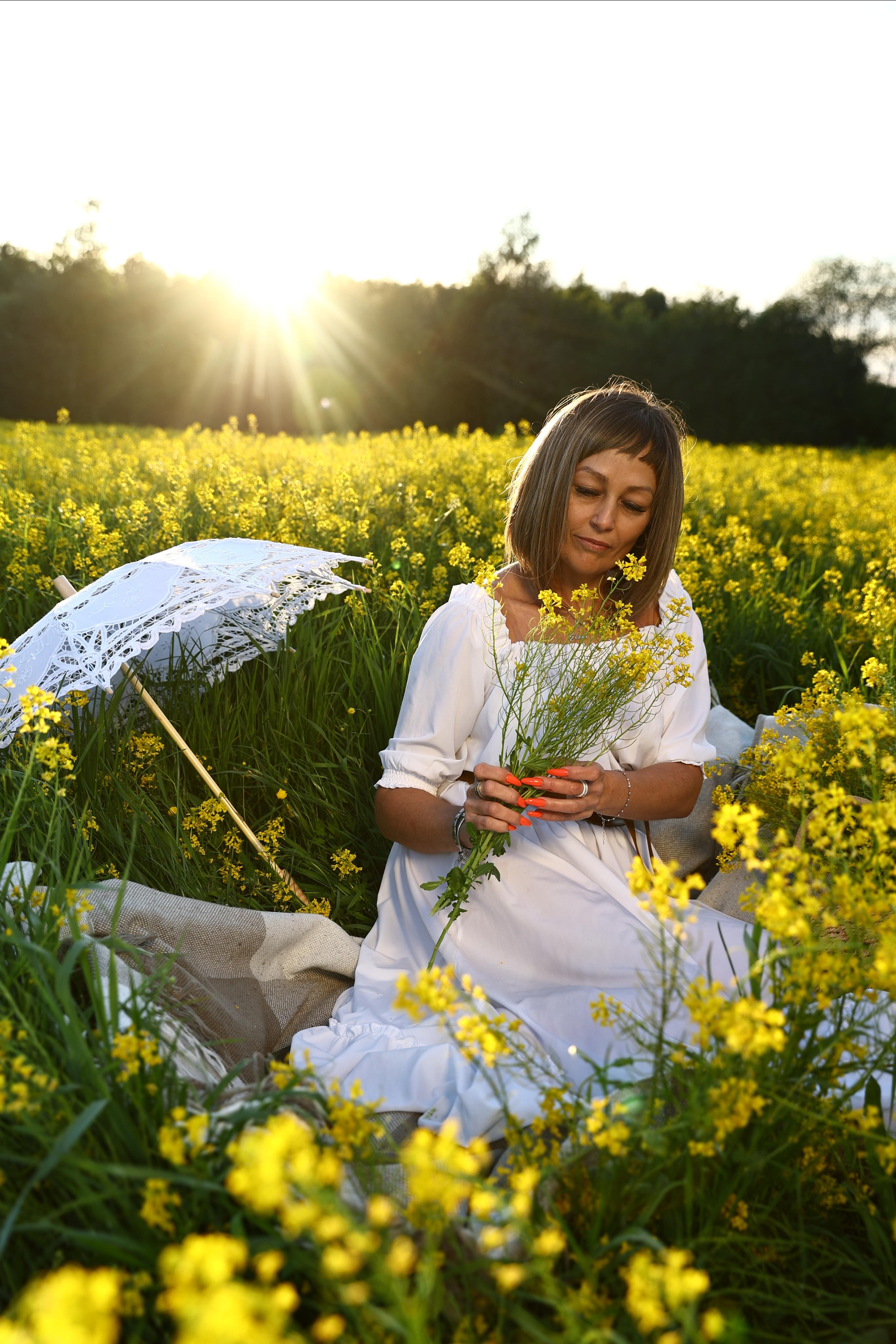 Съемка в поле на закате. Фотограф — Татьяна Кириллова, г. Санкт-Петербург