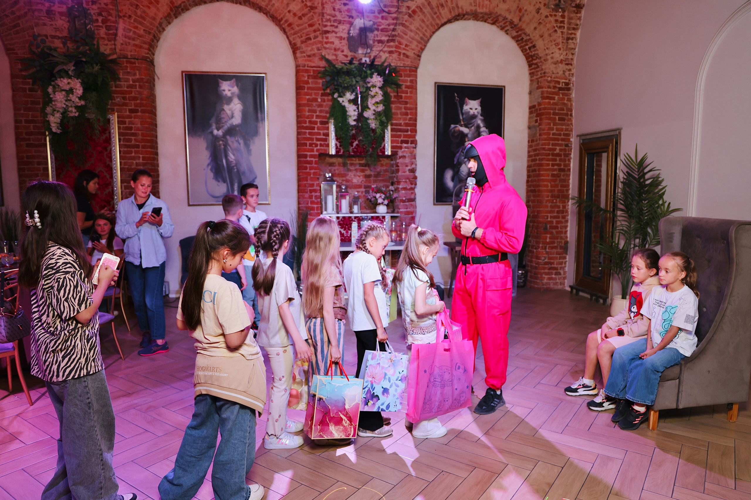 День рождения Ники и Софьи 8 и 12 лет. Фотограф Алексей Солопов