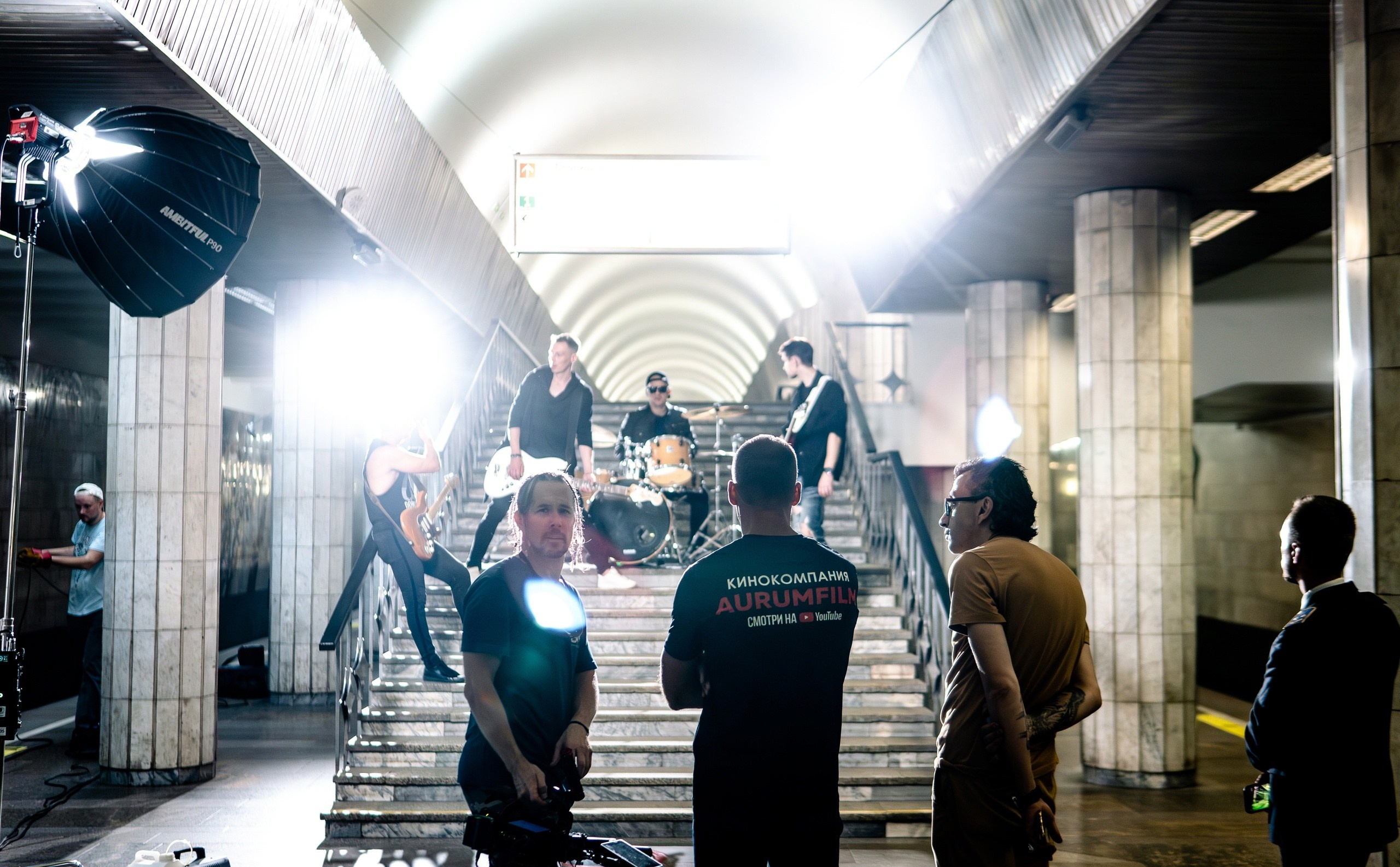 Фотосессия в метро, съемки клипа в Новосибирске