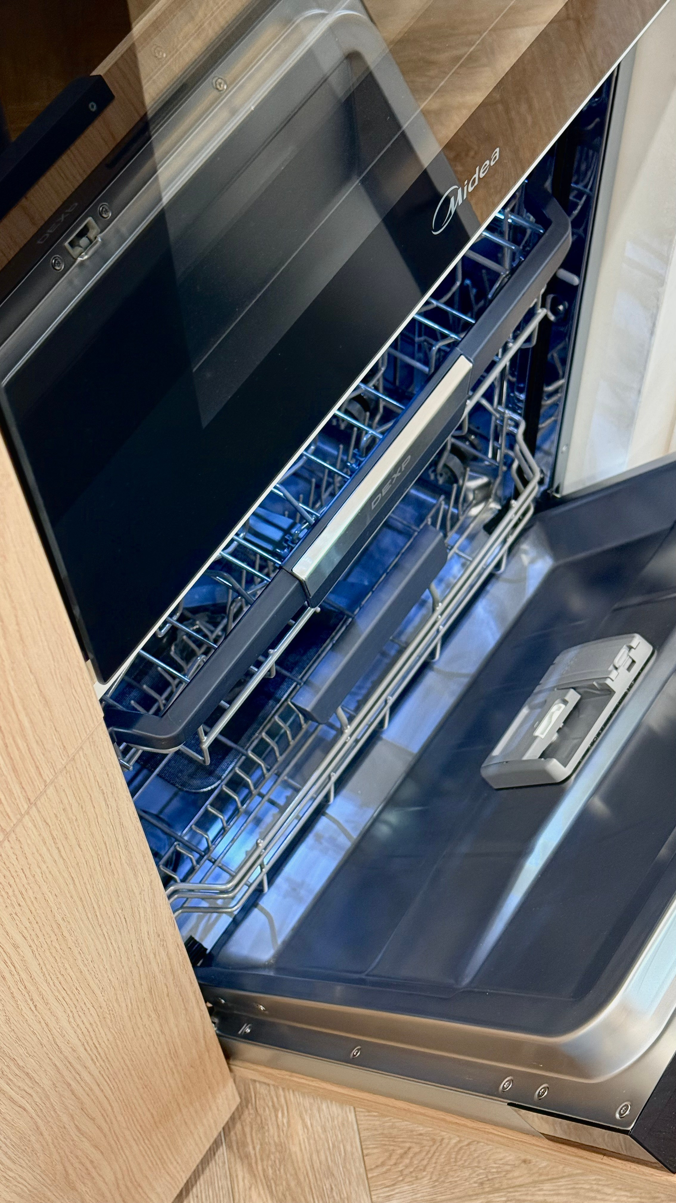 ЖК ID Park Pobedy. Квартира на сачу в долгосрочную аренду уровня комфорт плюс. Дизайн-студия интерьеров Юлии Ивановой