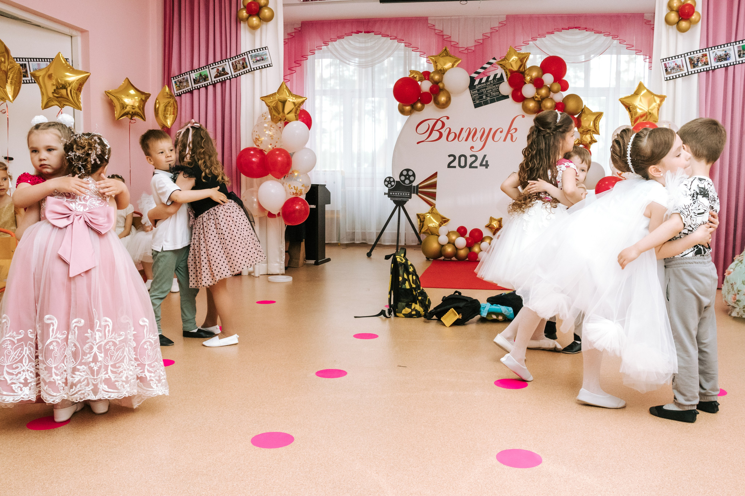 Фотограф на выпускной Детского сада Томск. Фотограф в Томске Дарья Пучкина