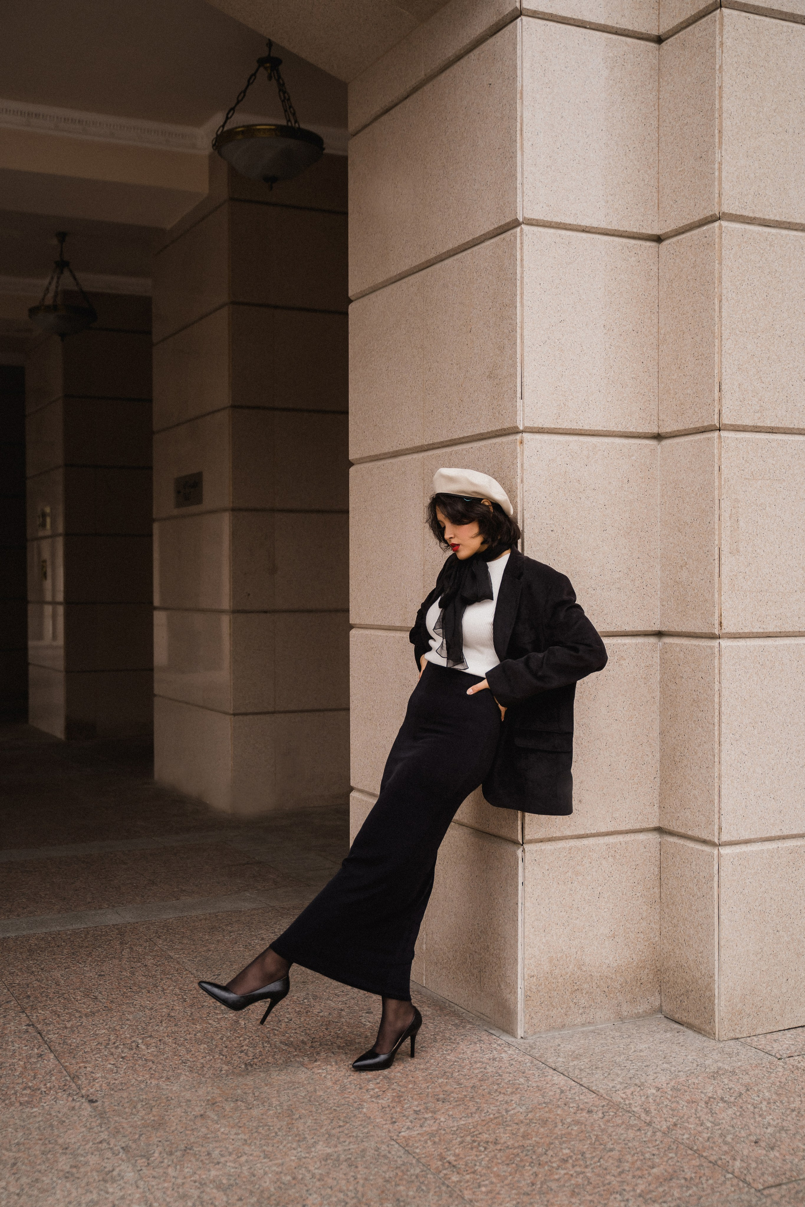 В городе Т. Истории