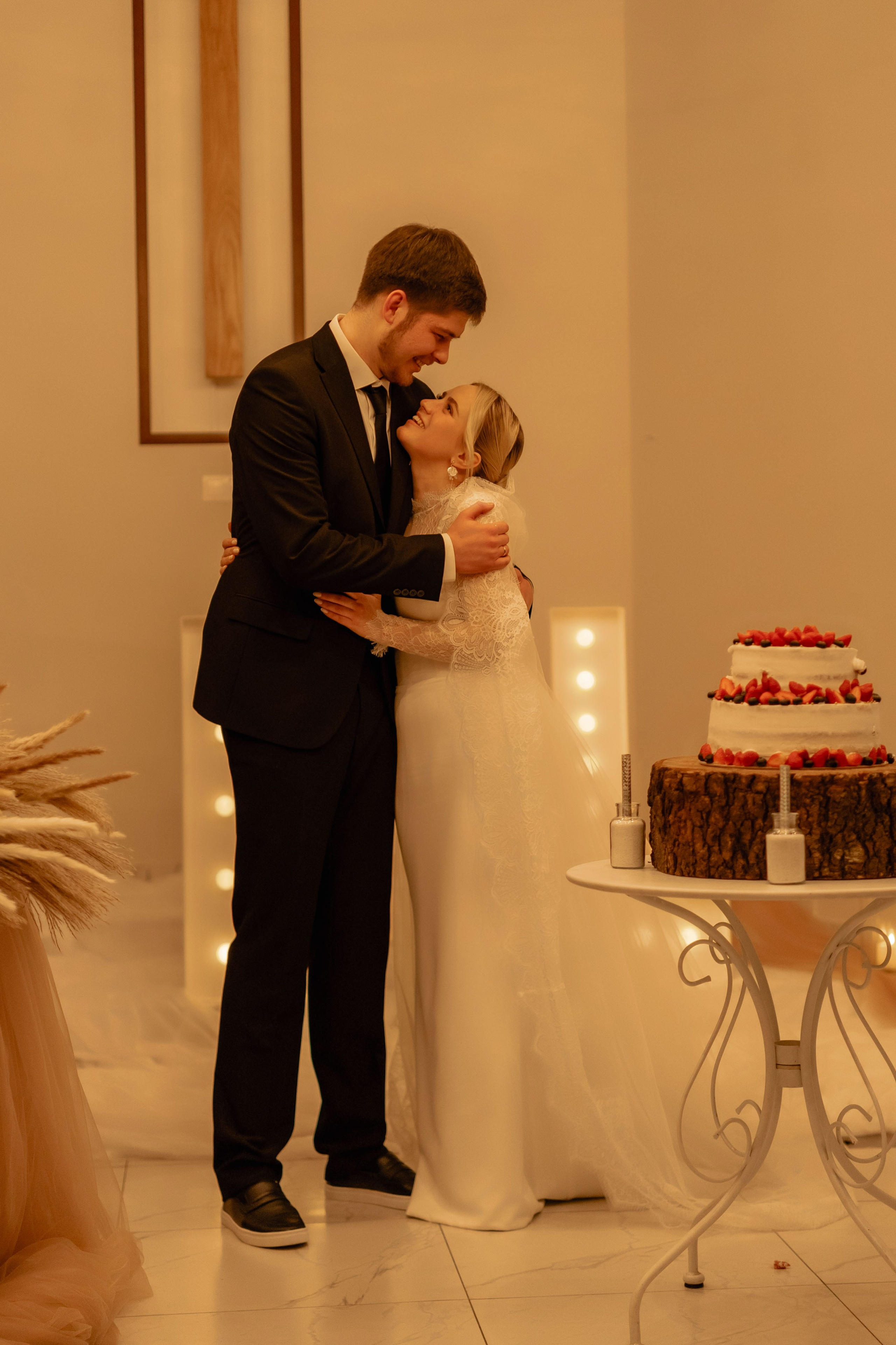 Свадьба в Уфе, венчание в Евангелическо-Лютеранская церкви. Свадебный фотограф в Уфе — Данилова Елена