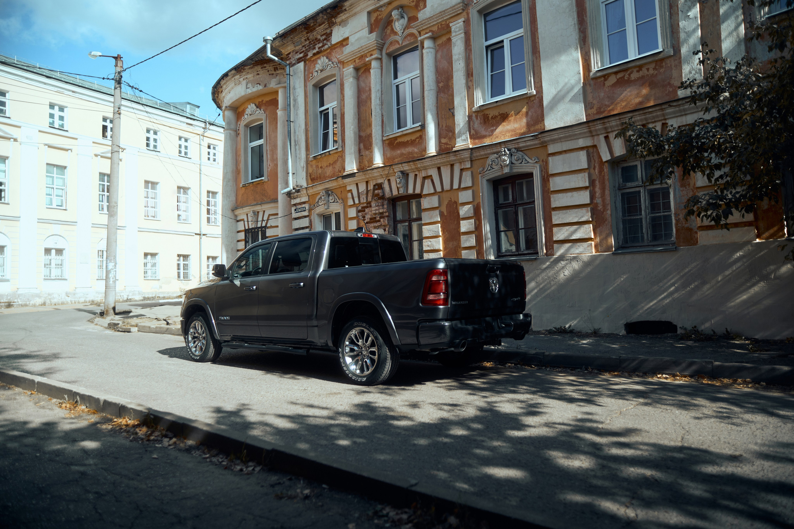 Фотографии RAM 1500 Laramie