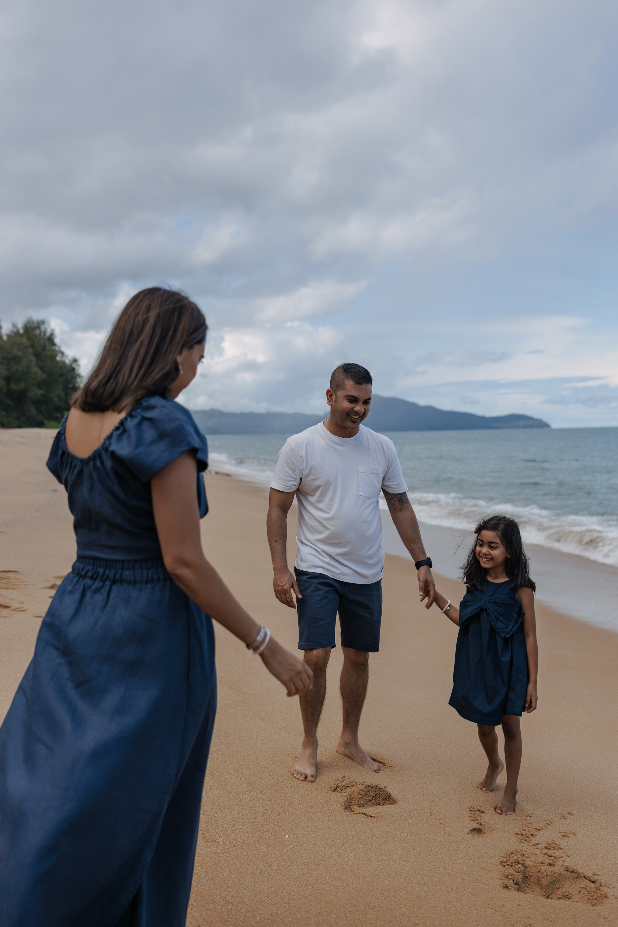 Family photographer portfolio in Thailand Phuket Samui Phangan Bangkok. Fedor Lemeshko — Destination Wedding and Family Lifestyle photographer