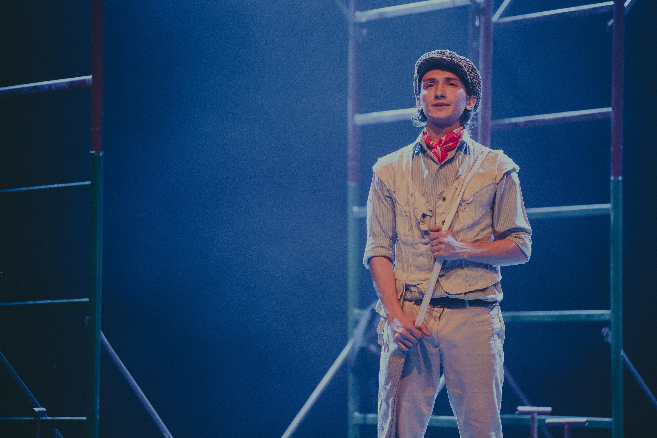 Спектакль «Газетчики». Художник по свету Максим Сергачев