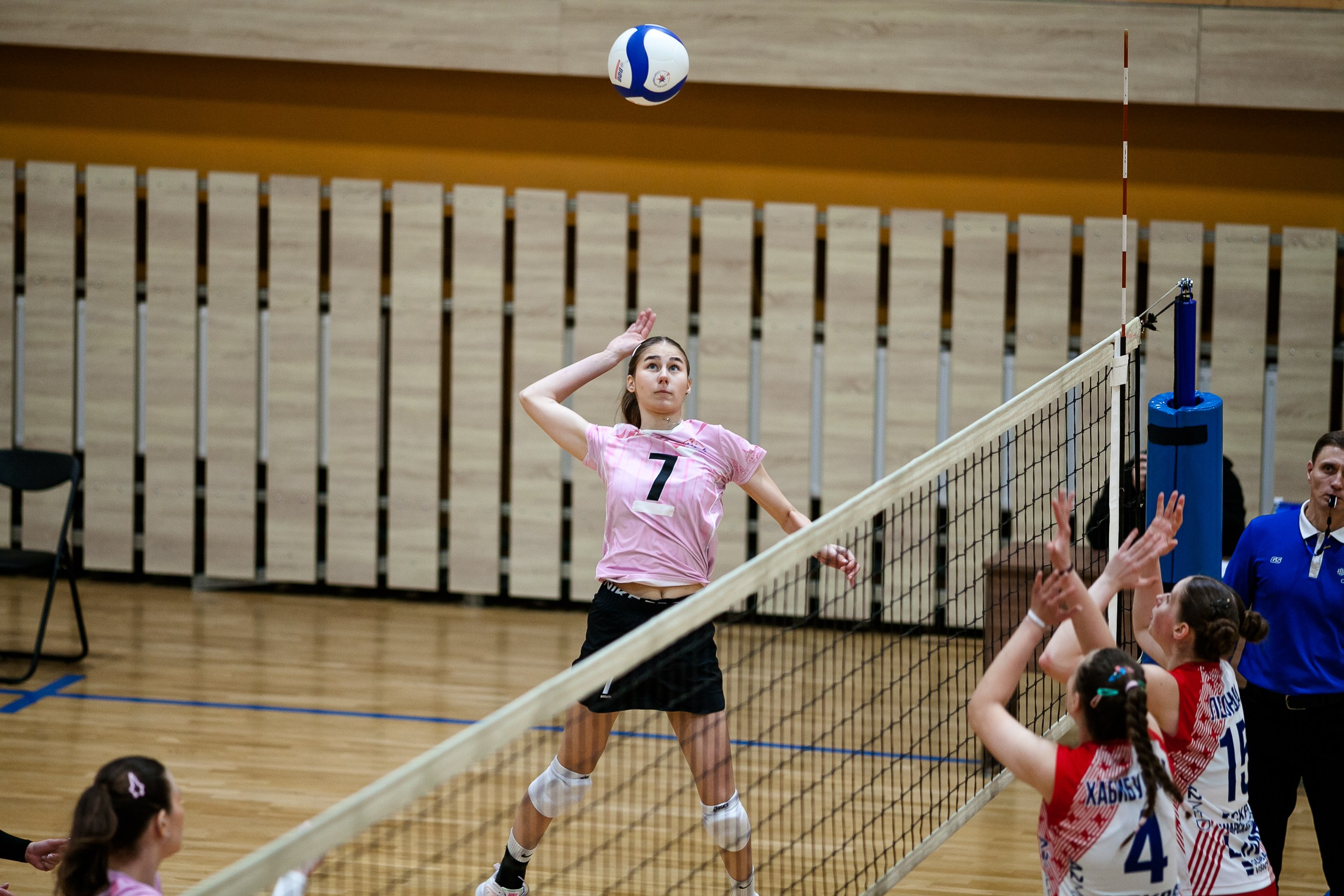 СШ11 — Искра / 1 игра. Фотография