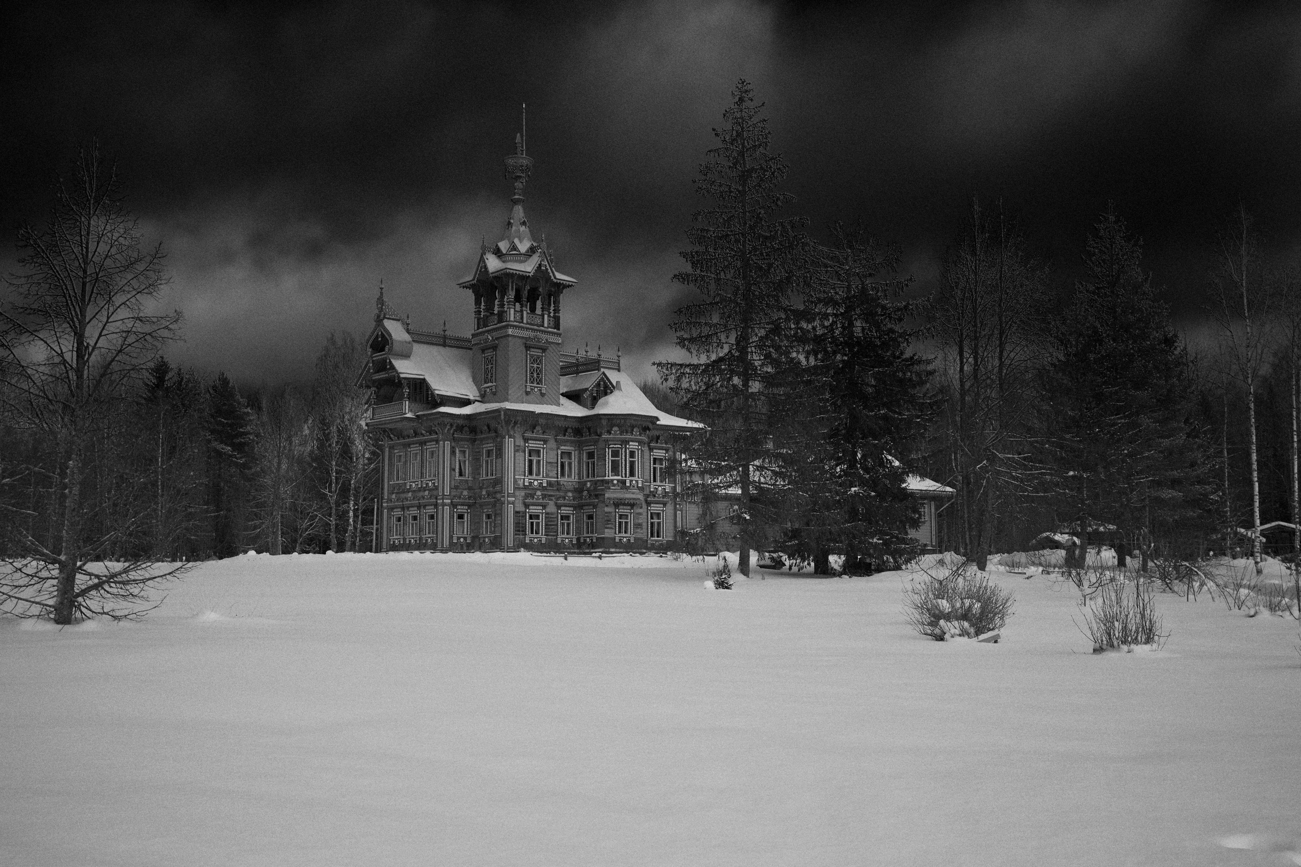 Лесной терем Асташово. Creative photographer Denis Klero