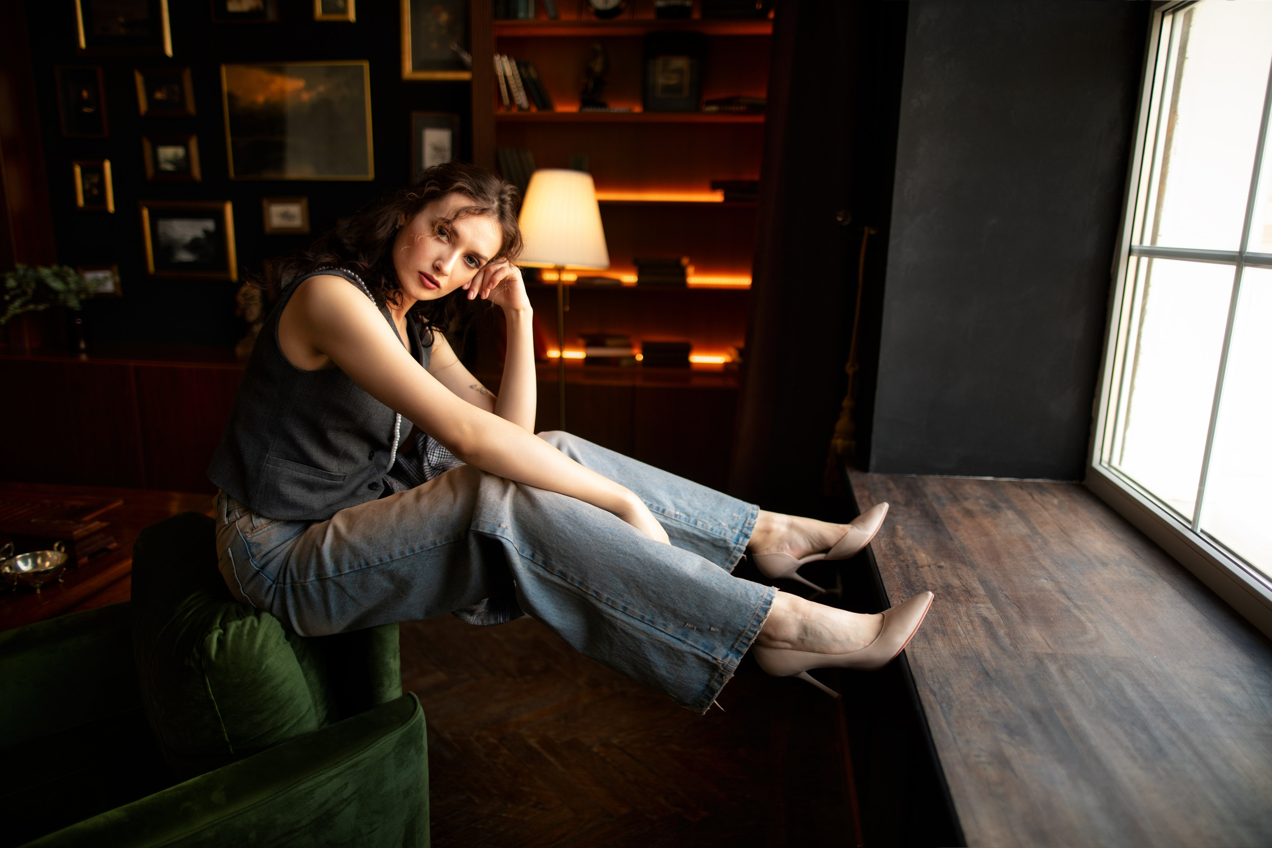 Фотосет с Анастасией в интерьере в формате «Я красивая». Дмитрий Шульгин, портретный фотограф в Воронеже