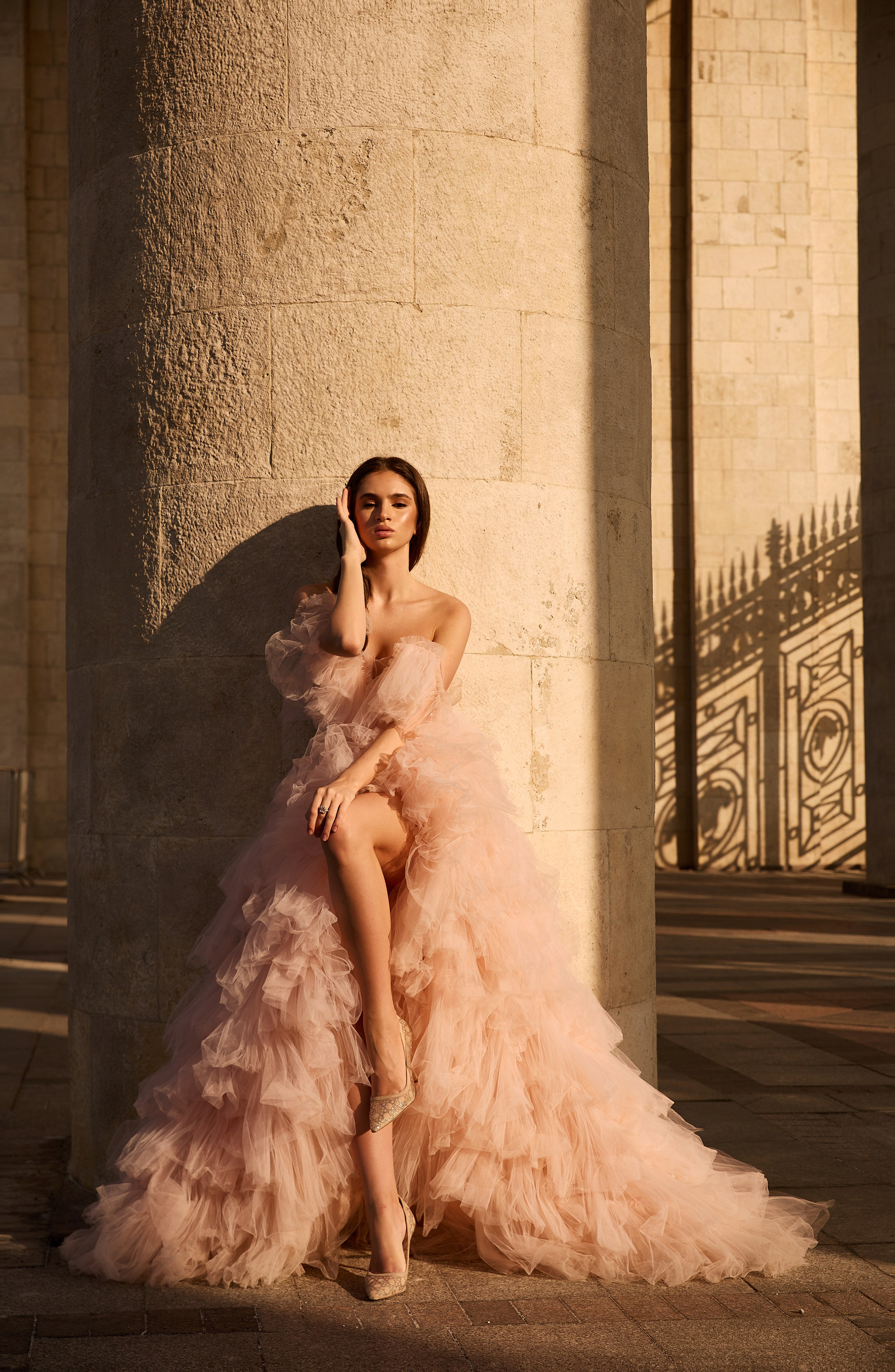 STREET. Фотограф Оля Мороз Москва портретный фотограф нейрофотосессия