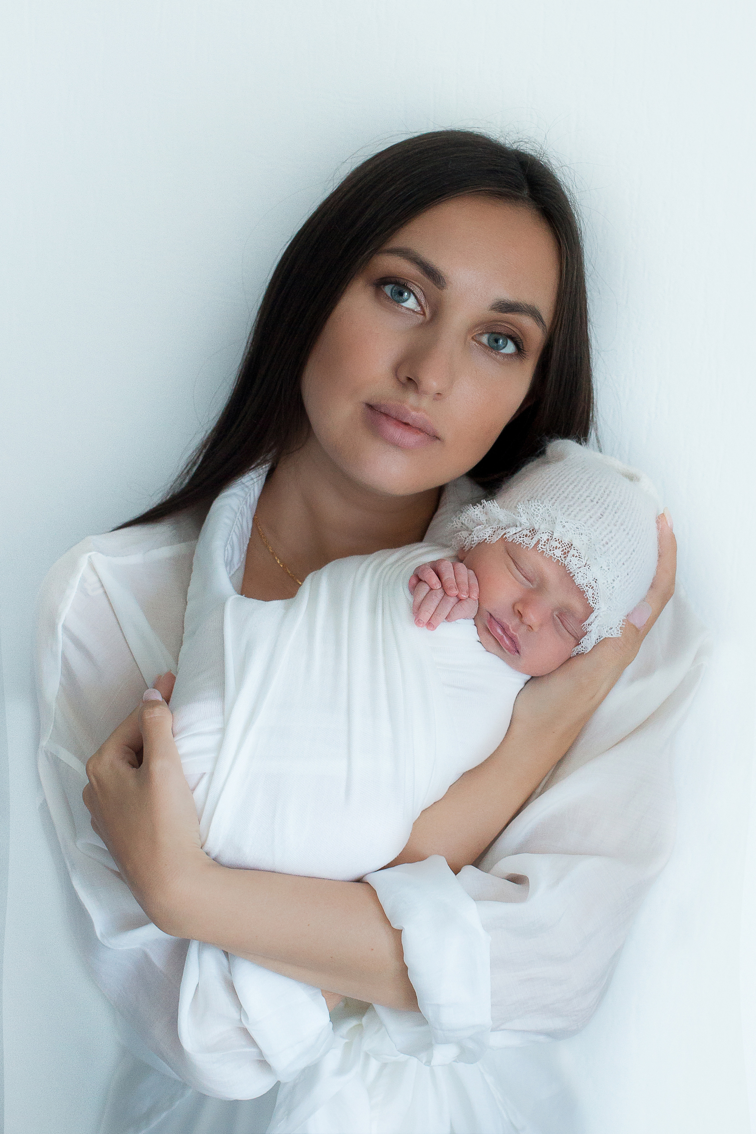 Семейная фотосессия дома. Фотограф новорожденных в г. Миасс Анна Плотникова