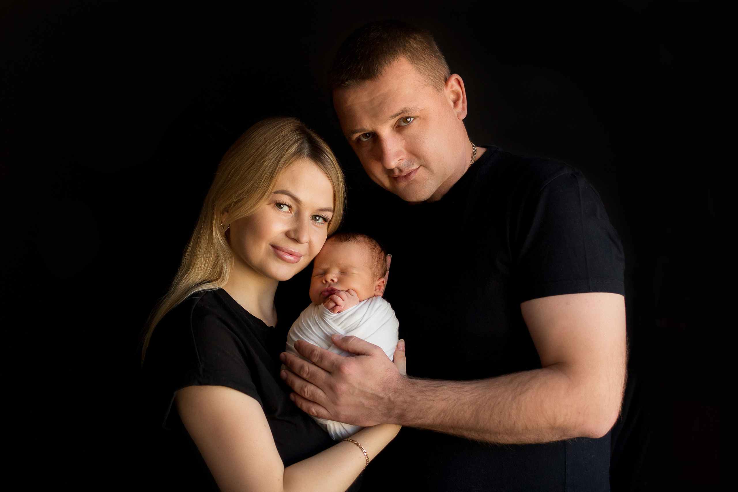 Семейная фотосессия дома. Фотограф новорожденных в г. Миасс Анна Плотникова