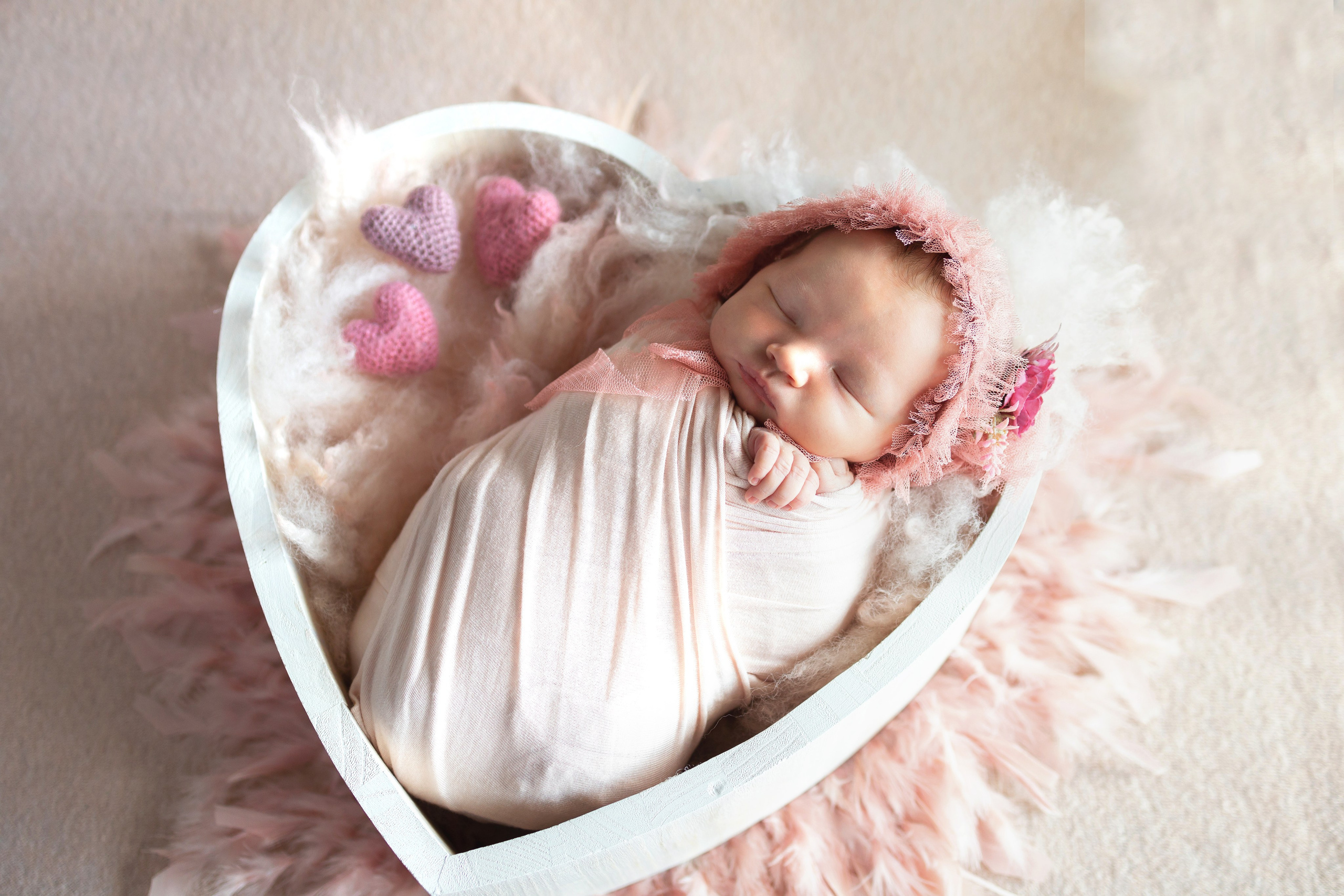 Фотосессия новорожденных девочек. Фотограф новорожденных в г. Миасс Анна Плотникова