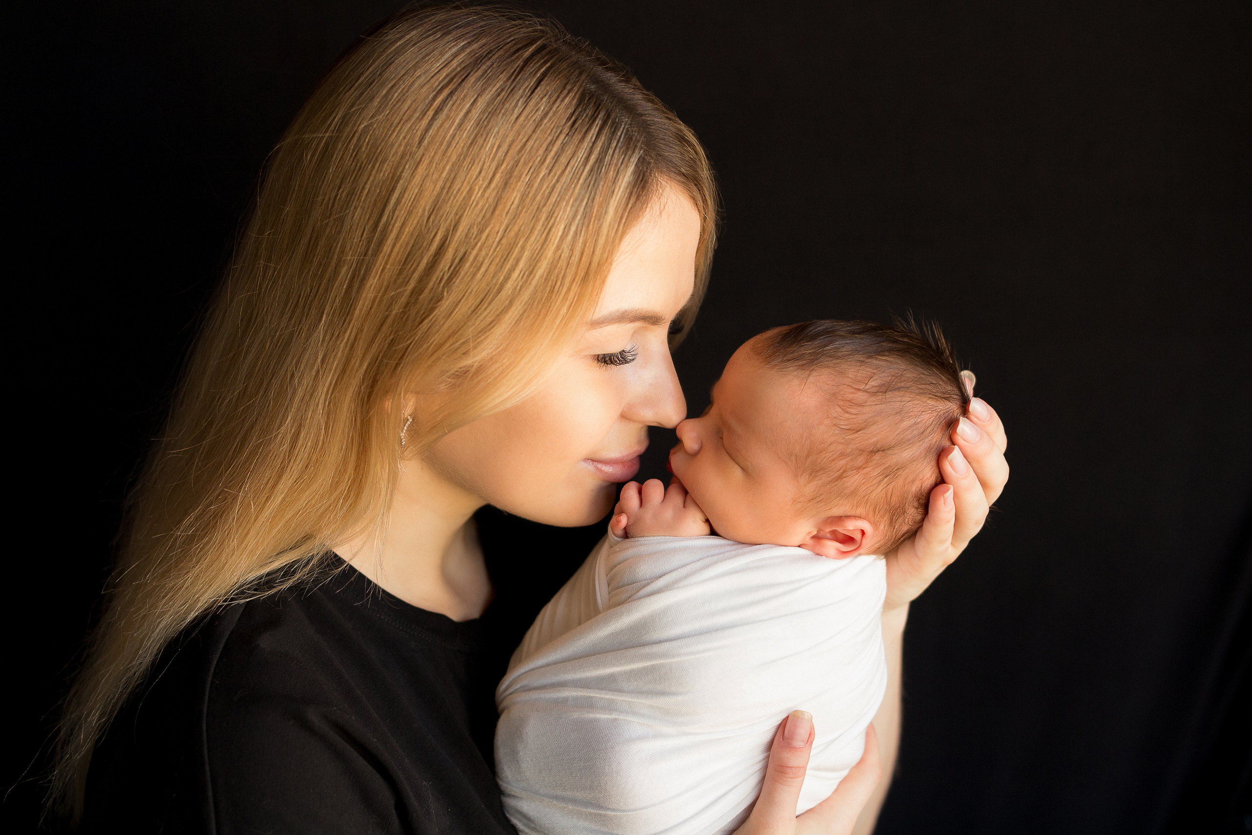 Семейная фотосессия дома. Фотограф новорожденных в г. Миасс Анна Плотникова