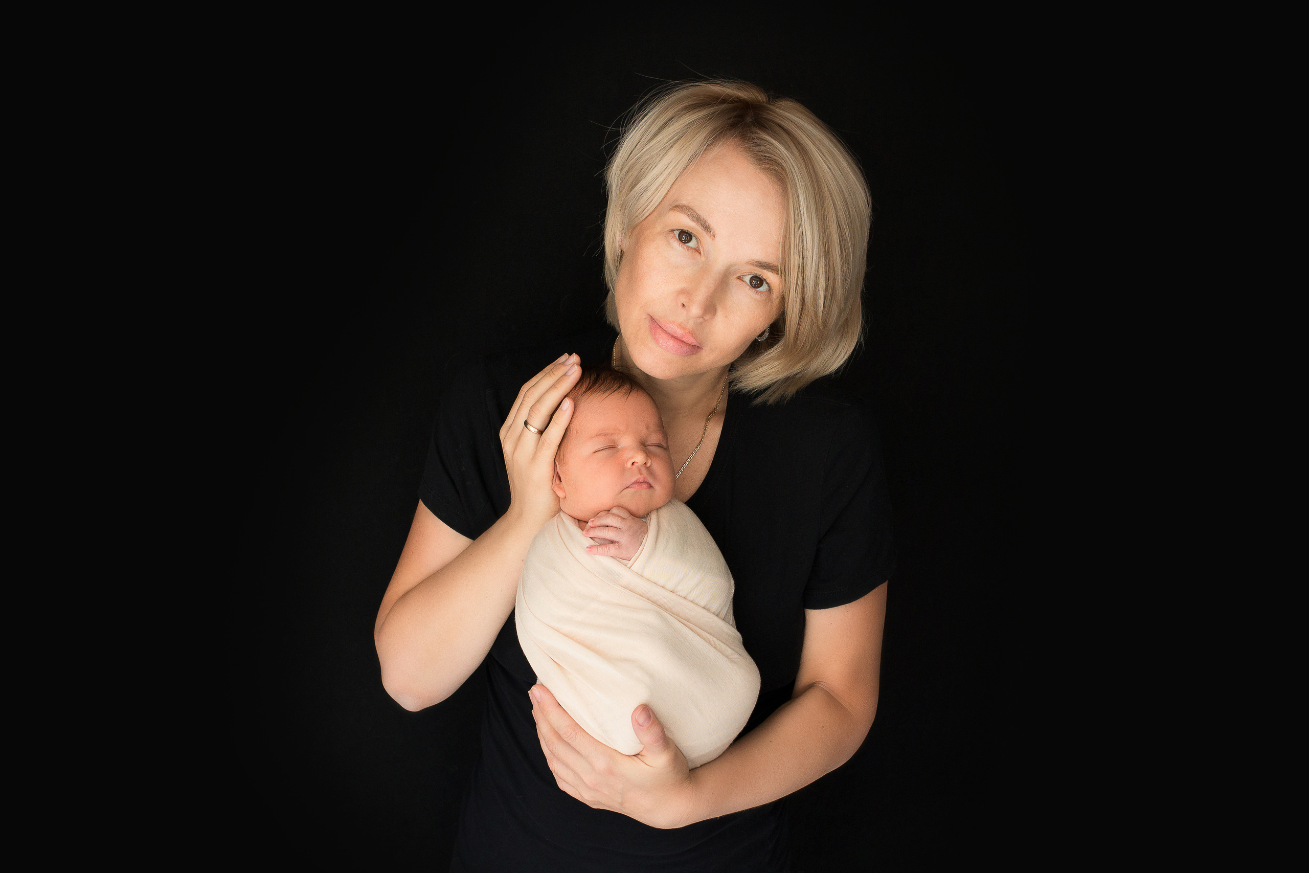 Семейная фотосессия дома. Фотограф новорожденных в г. Миасс Анна Плотникова