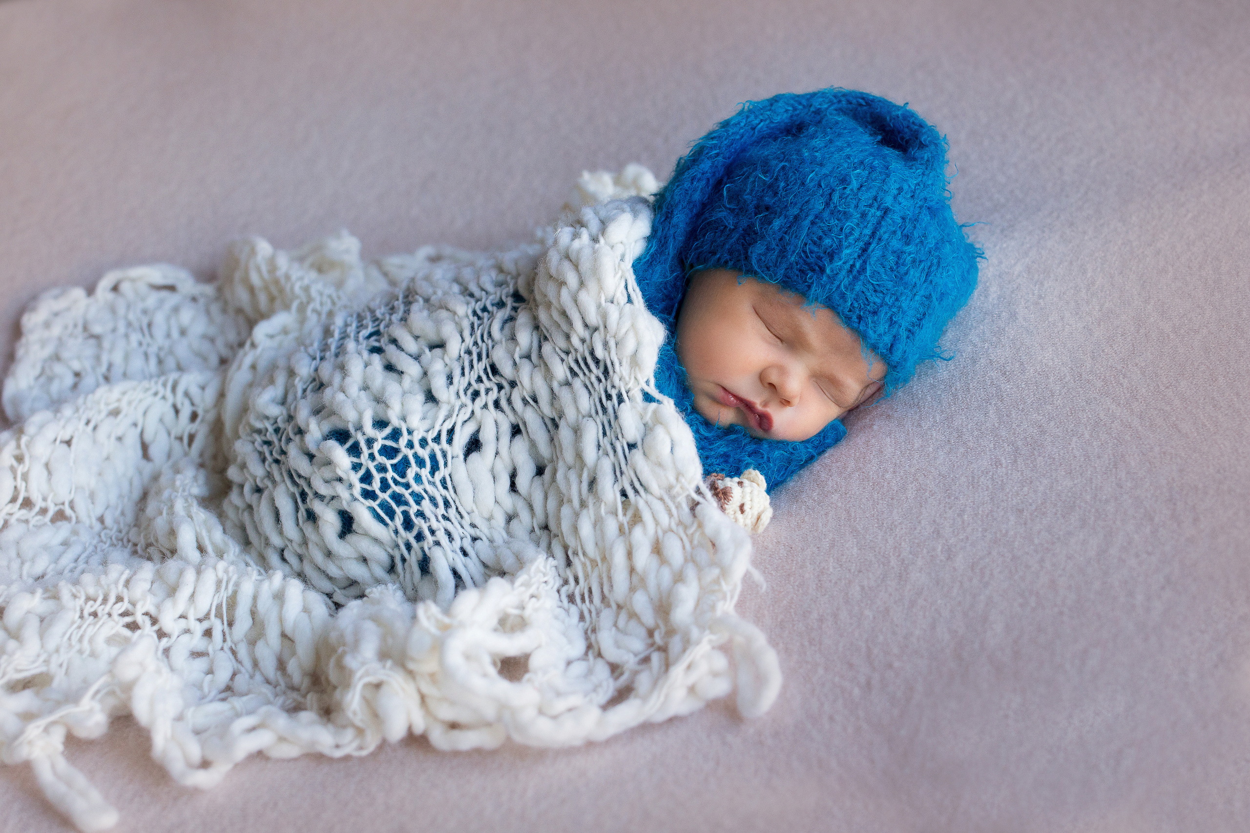 Фотосессия новорождённых мальчиков. Фотограф новорожденных в г. Миасс Анна Плотникова