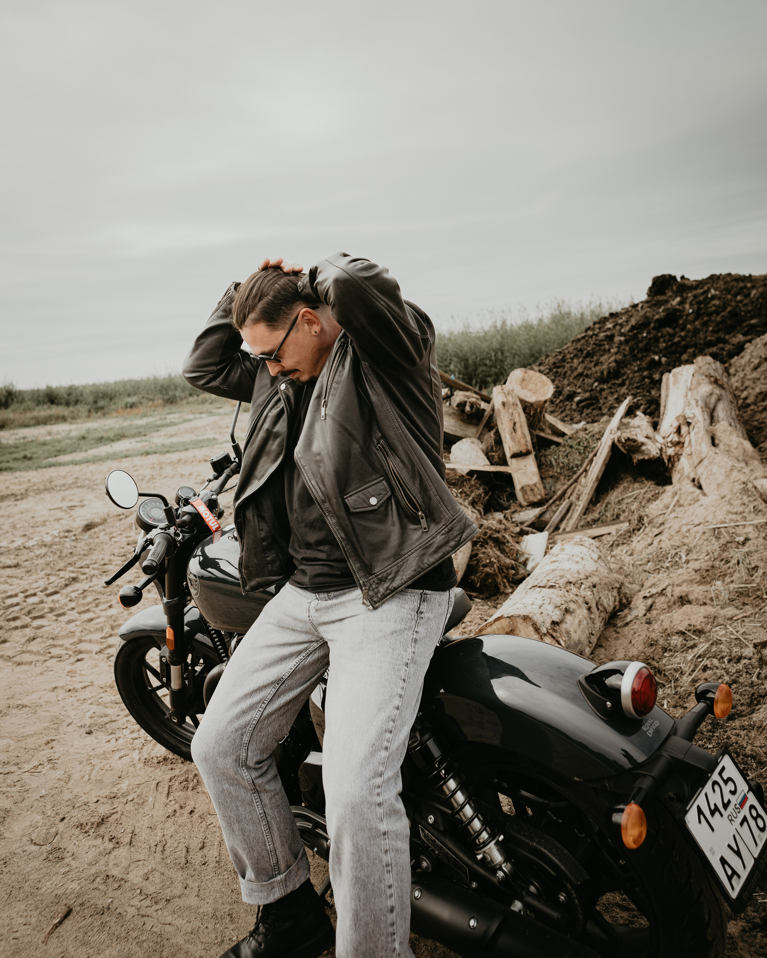 Портретная фотосессия с байкером. Портретный фотограф Санкт-Петербург Арнольд