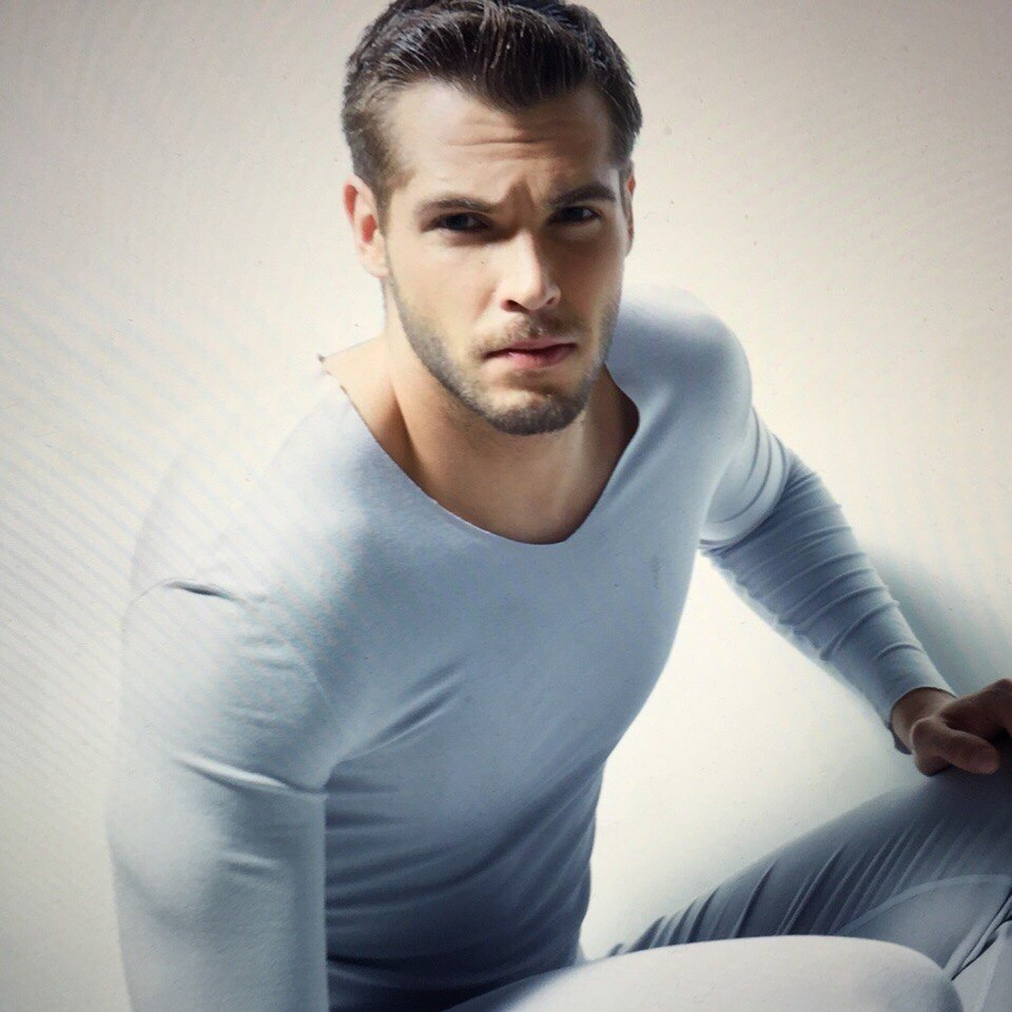 Парень модель. Продакшен г. Москва съемка мужской одежды, мужские модели, фото и видео, организация под ключ