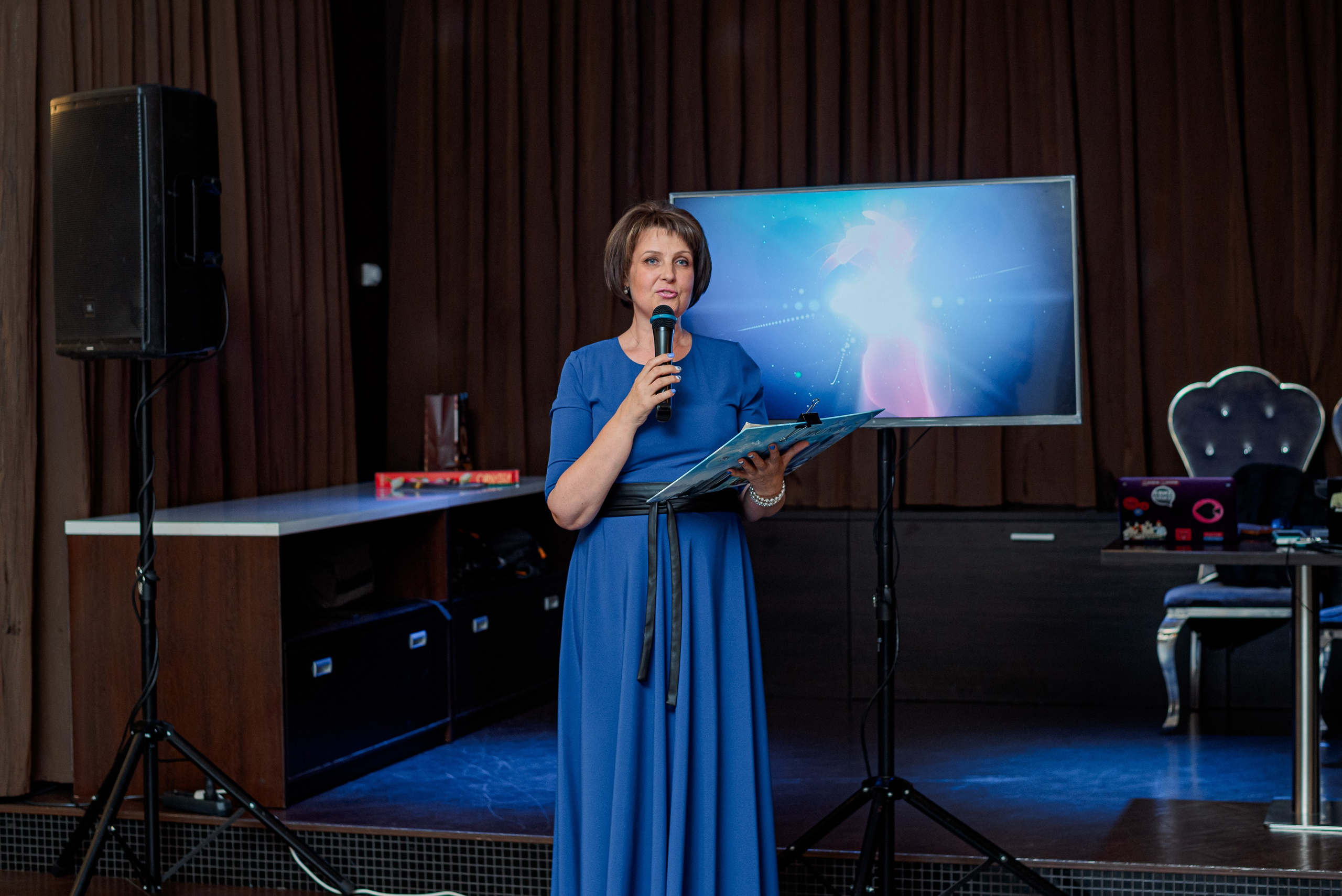 Выпускной 9-11классы. Выпускные книги Анапа Новороссийск Краснодар