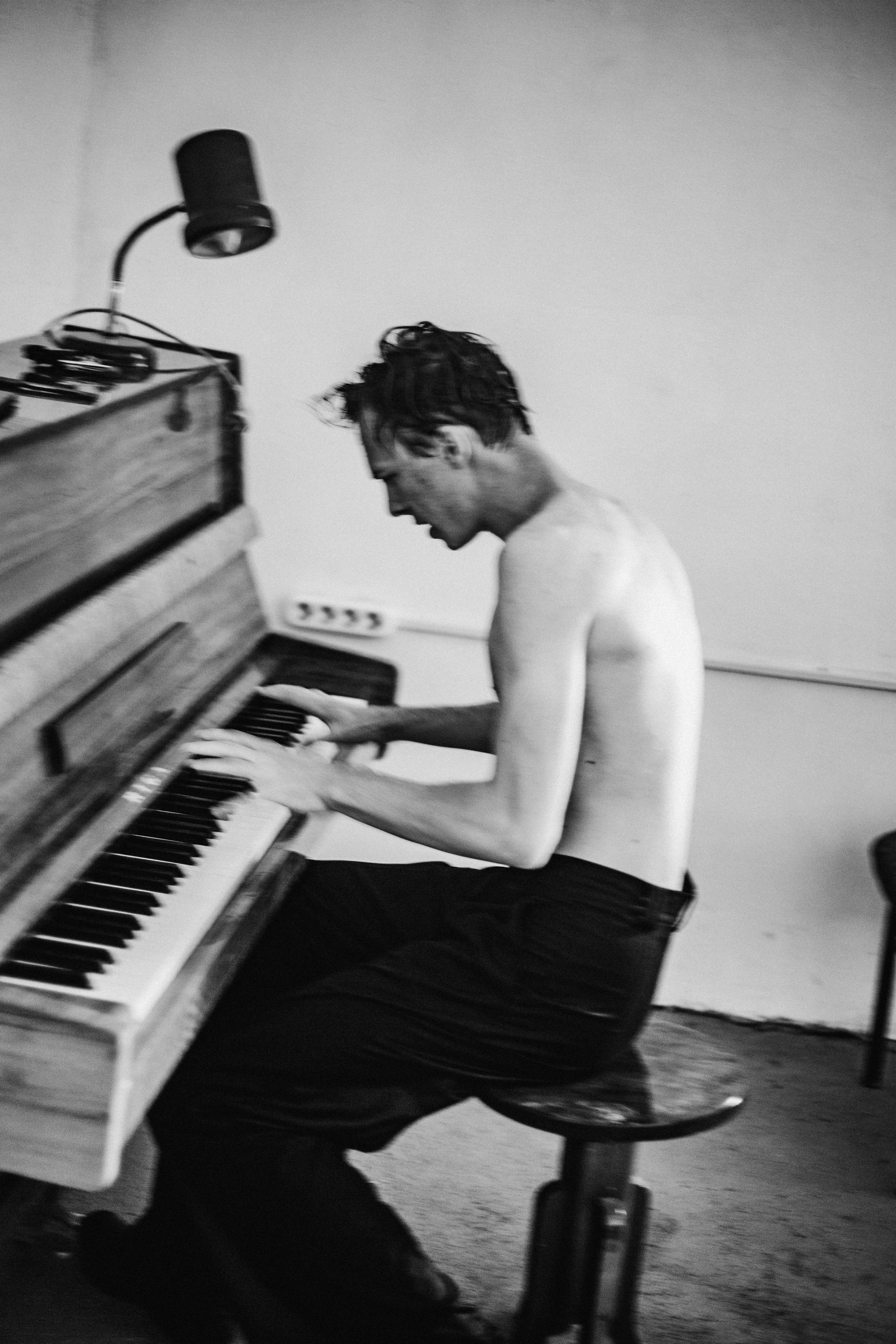 ROMAN. Фототерапевт и фотограф Анна Калинина в Санкт-Петербурге и Астане