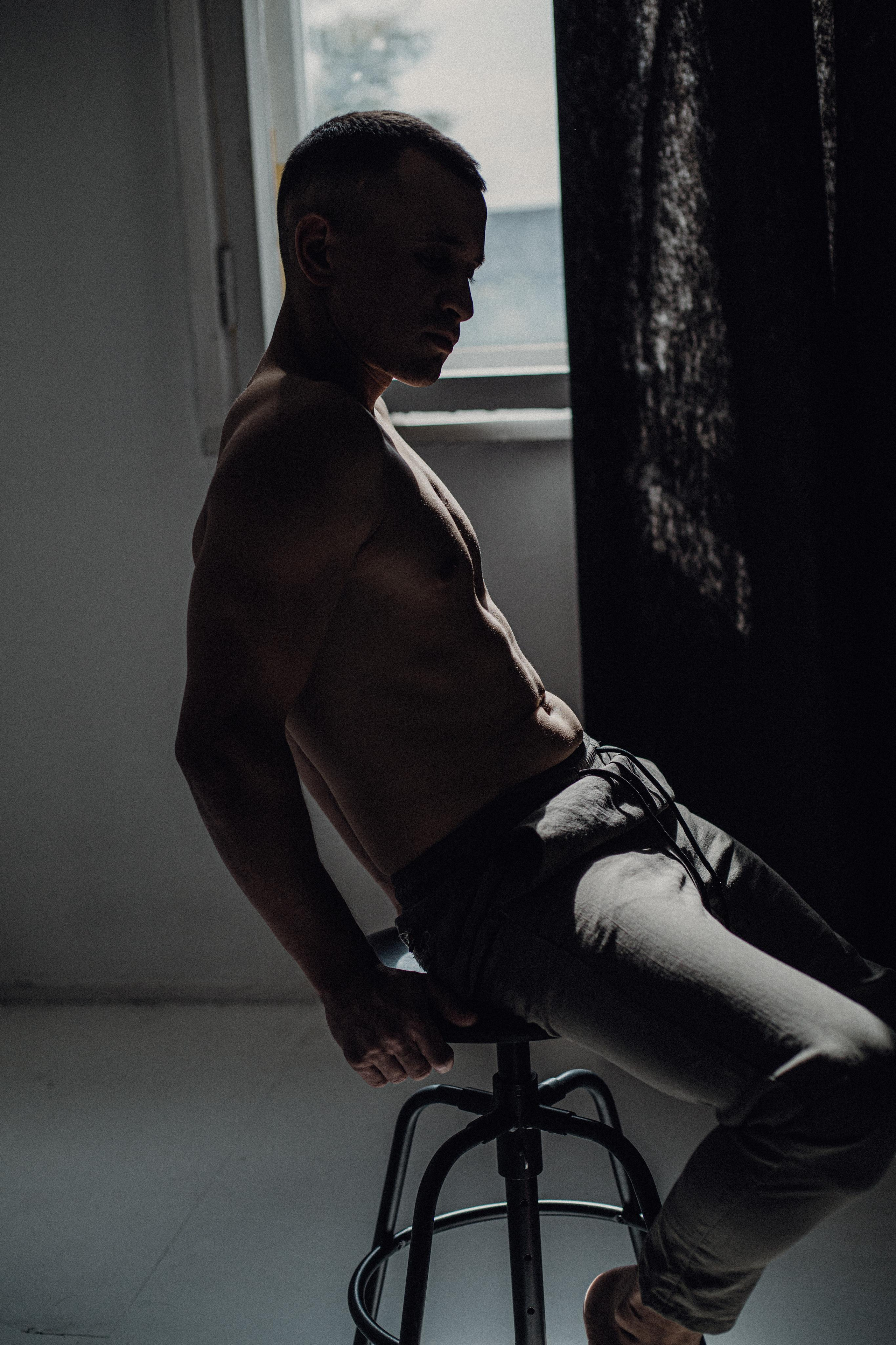 ARTYOM. Фототерапевт и фотограф Анна Калинина в Санкт-Петербурге и Астане